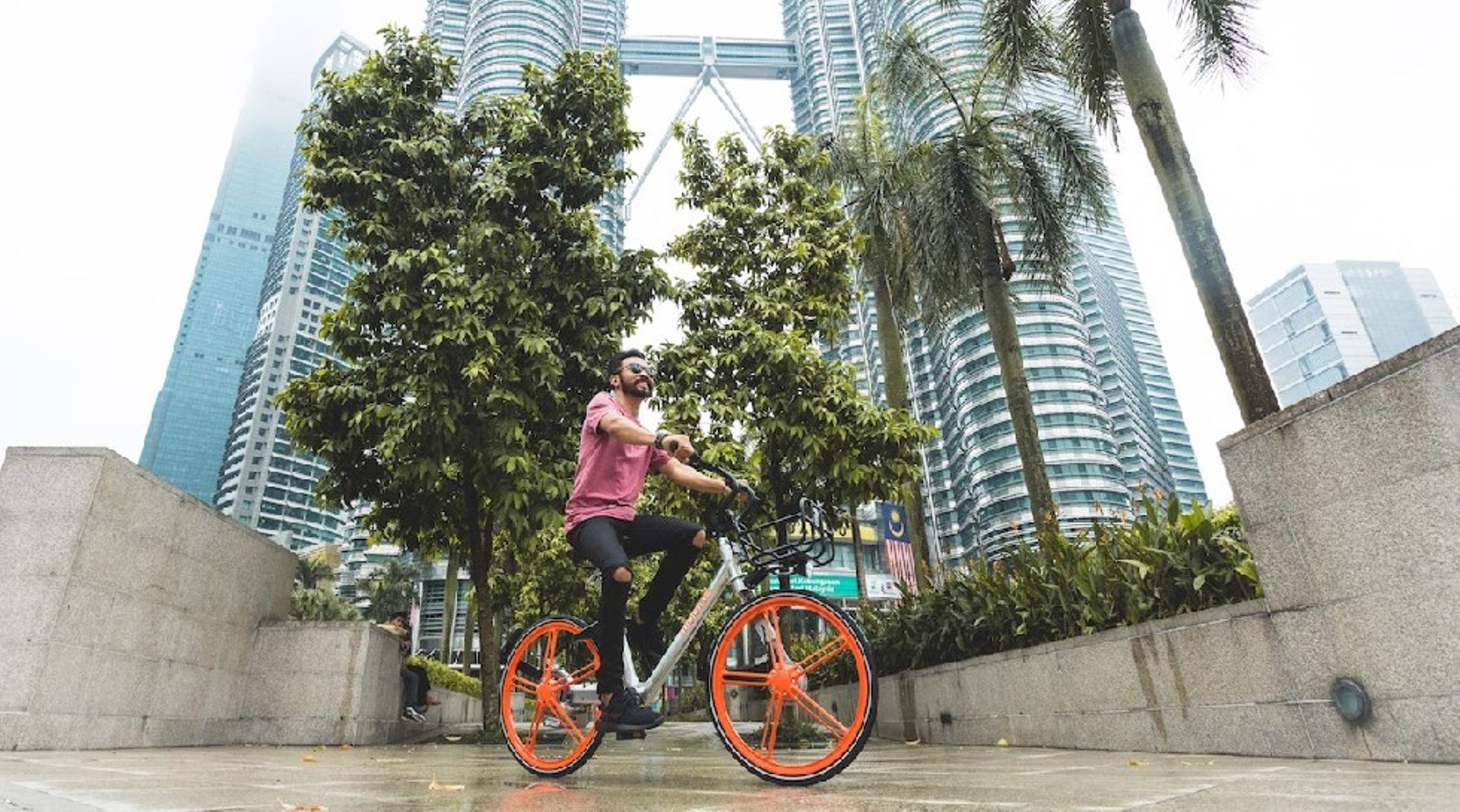 LINE Corporation picks a minority stake in Mobike Japan