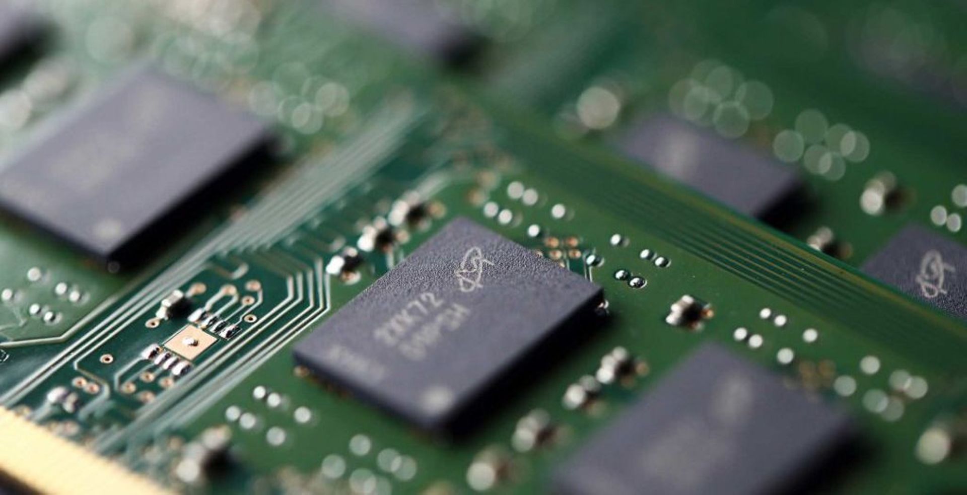 India prepares $10b incentive plan to woo global chip makers