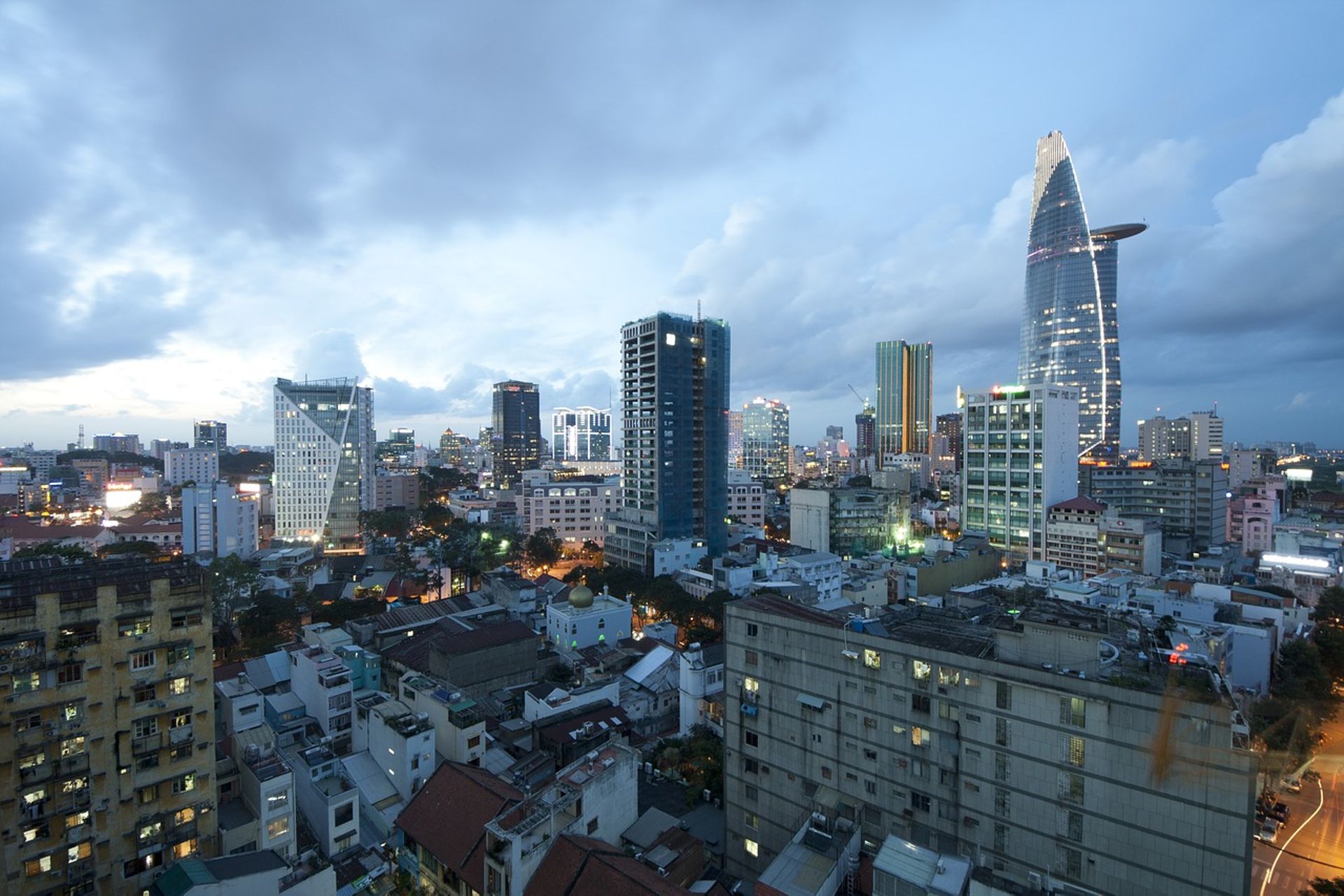 Singapore's Frasers Property to acquire 75% stake in Vietnamese realty firm PAD