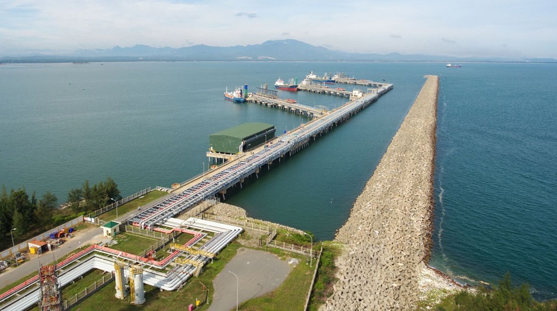 Vietnam: Binh Son Refinery delays IPO again, plans to offload larger stake