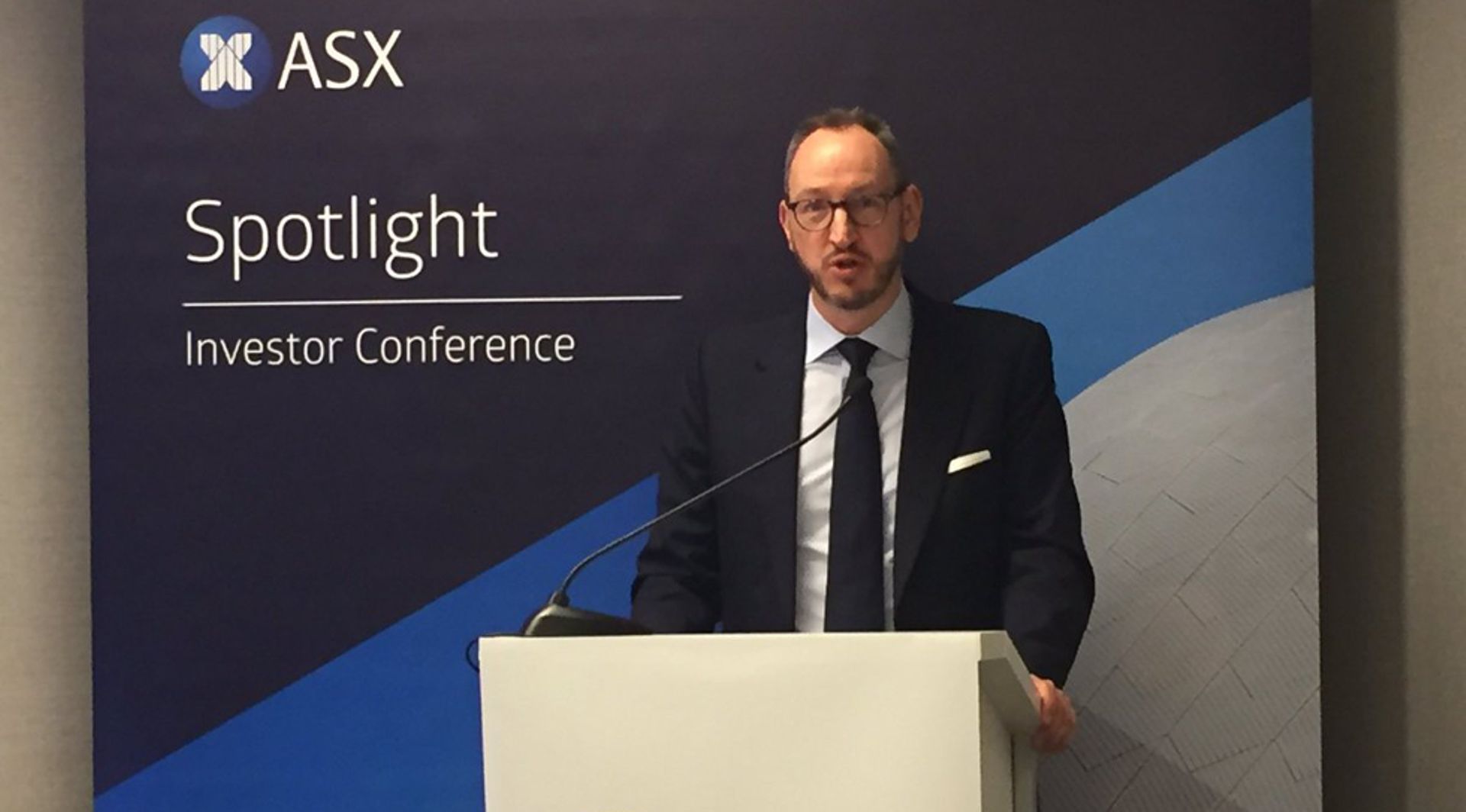 Australia bourse counts single-board structure as key to attracting overseas listings