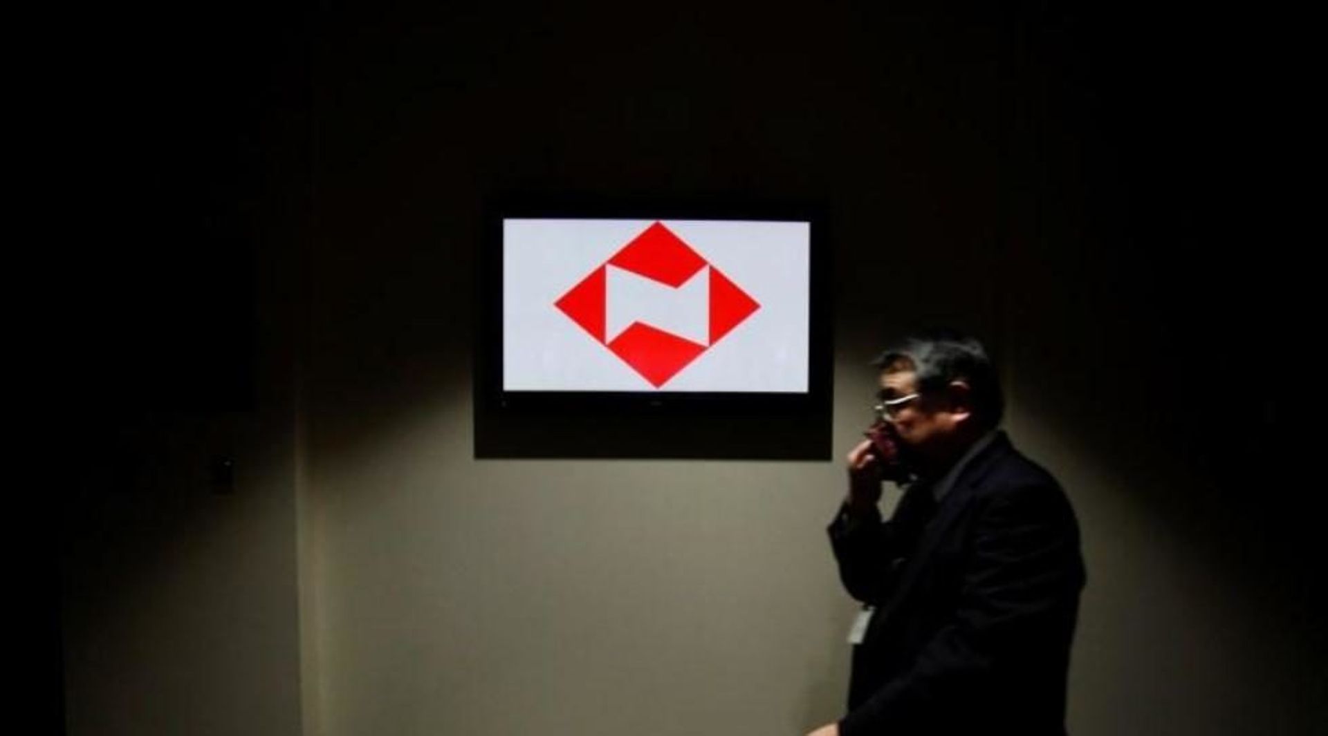 Deutsche Bank's DWS to buy 40% stake in Nippon Life India unit