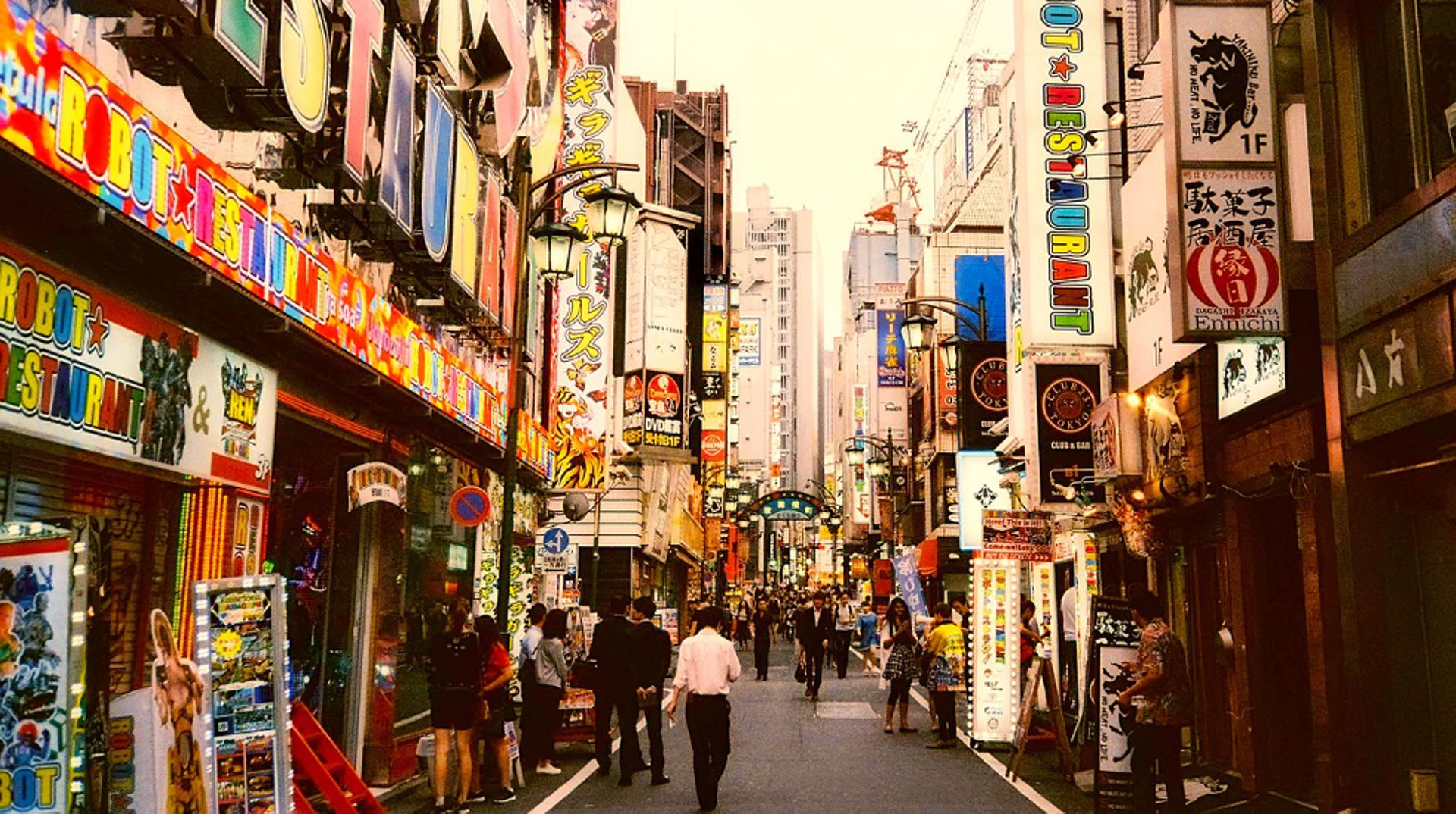 Japan's buyout pioneer Advantage Partners cheers trend of rise of serial entrepreneurs