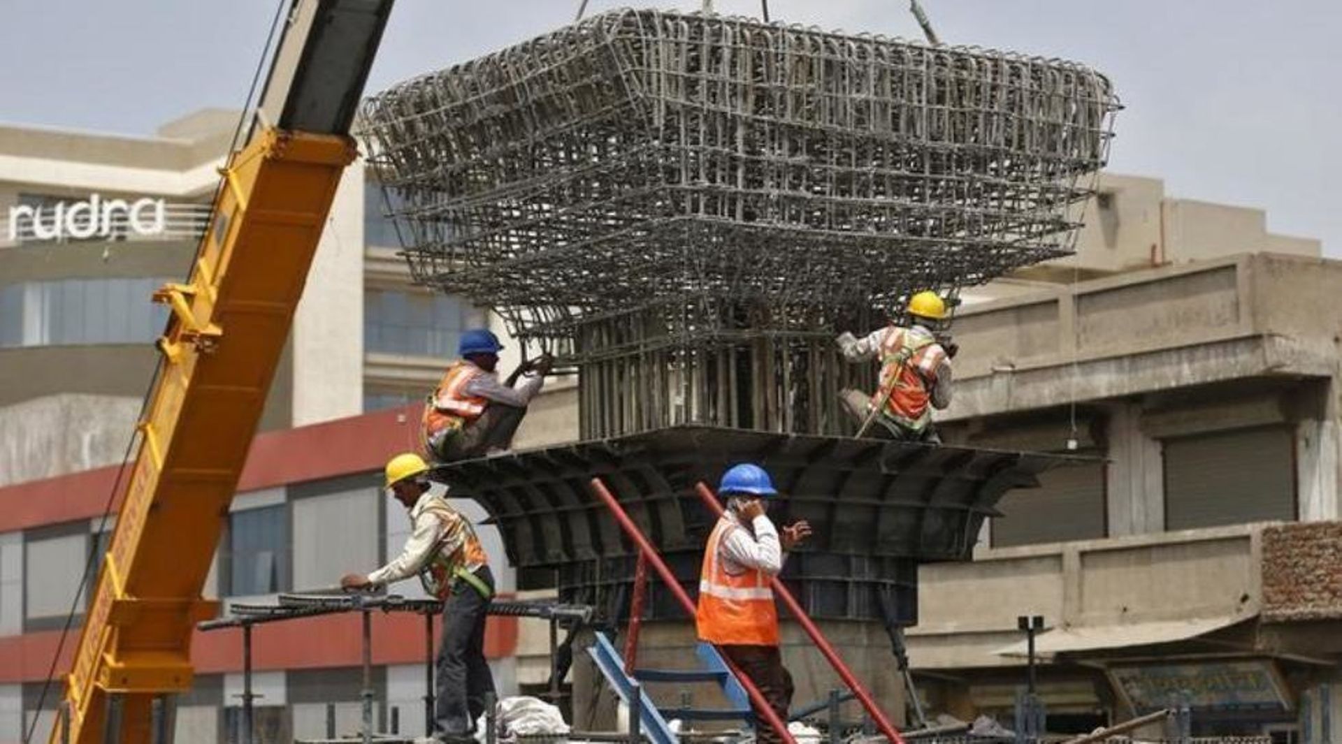 Dubai port operator DP World, India's Infra Fund plan $3b investment