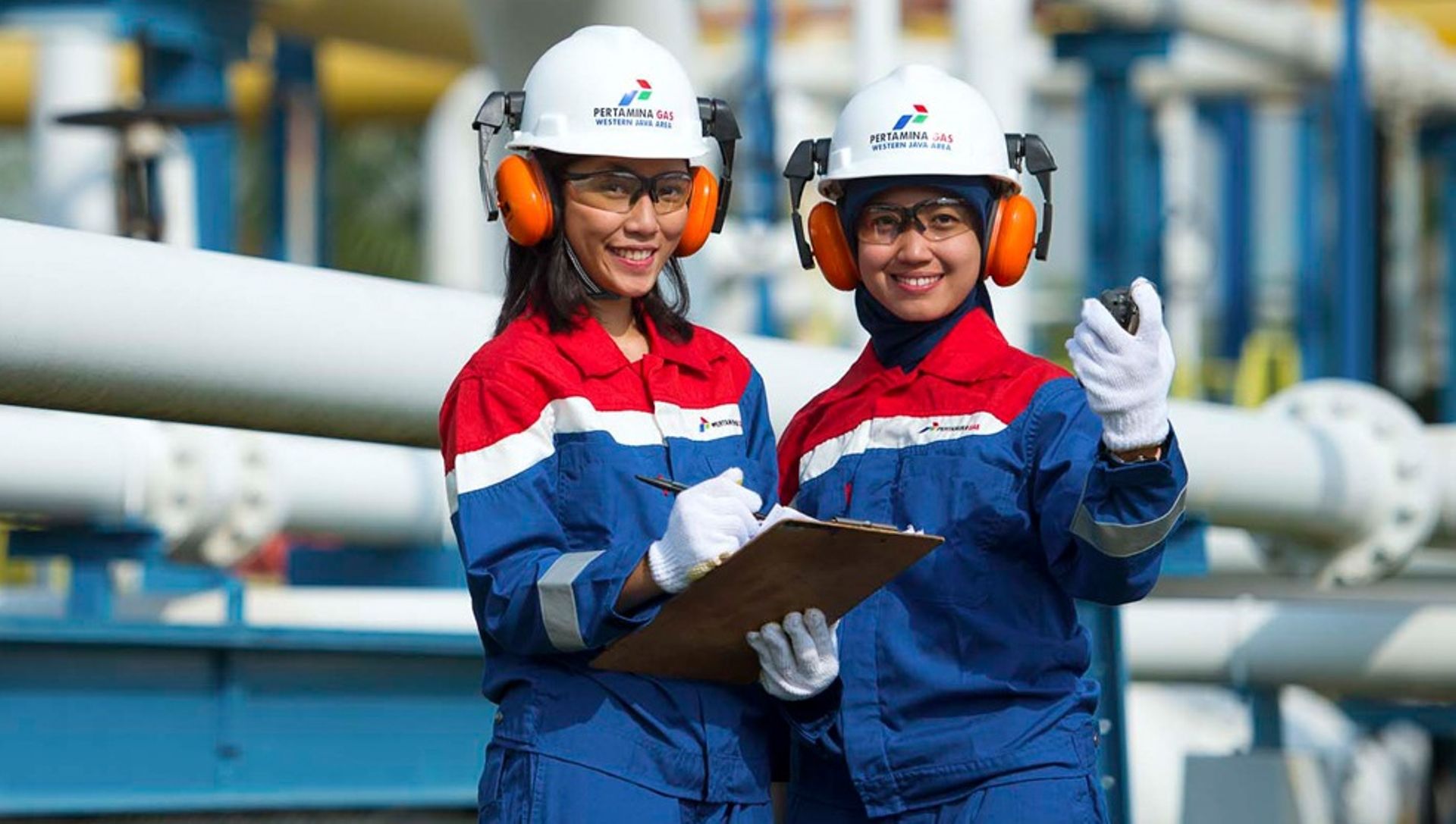 Indonesia's Pertamina picks Cosmo Energy, Oman's OOG for $10b refinery