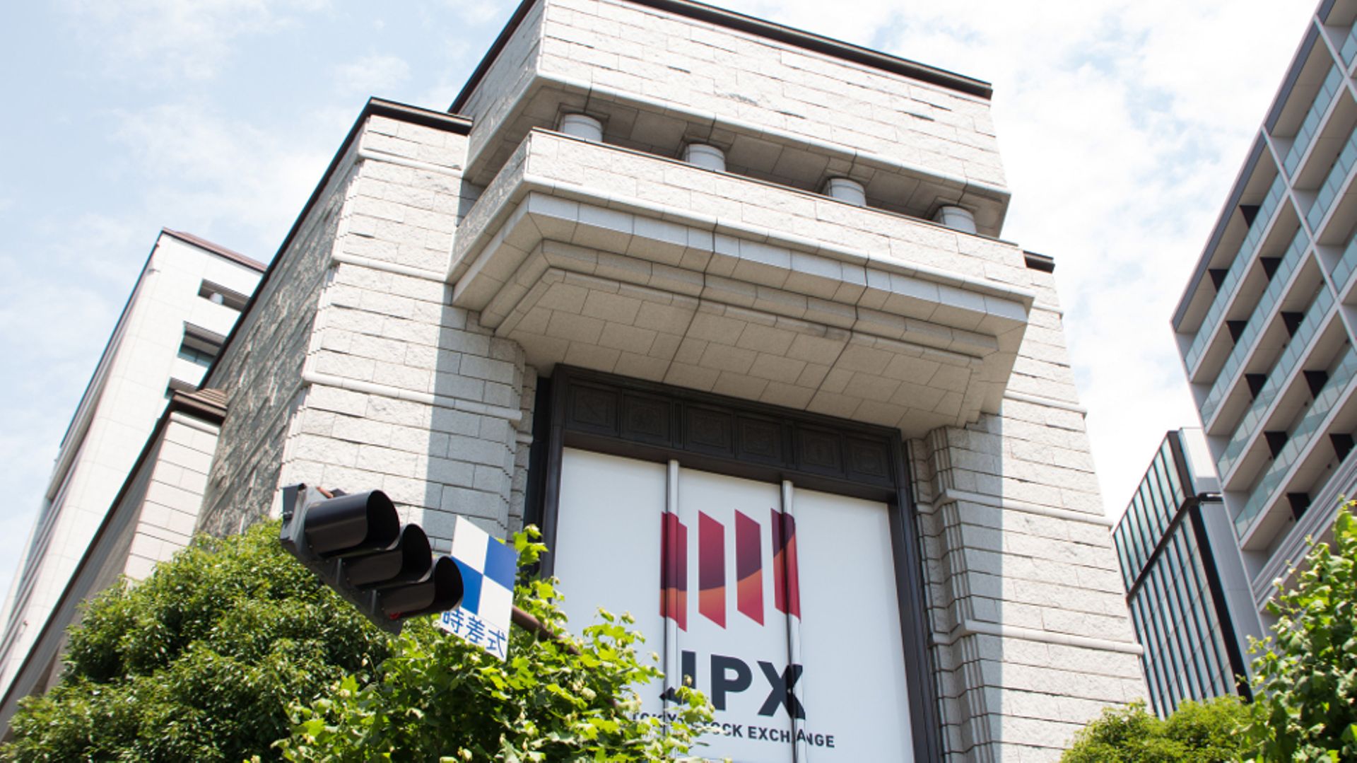 Japan Digest: Canadian Solar to buy two projects for $9m; Astellas acquires Mitobridge