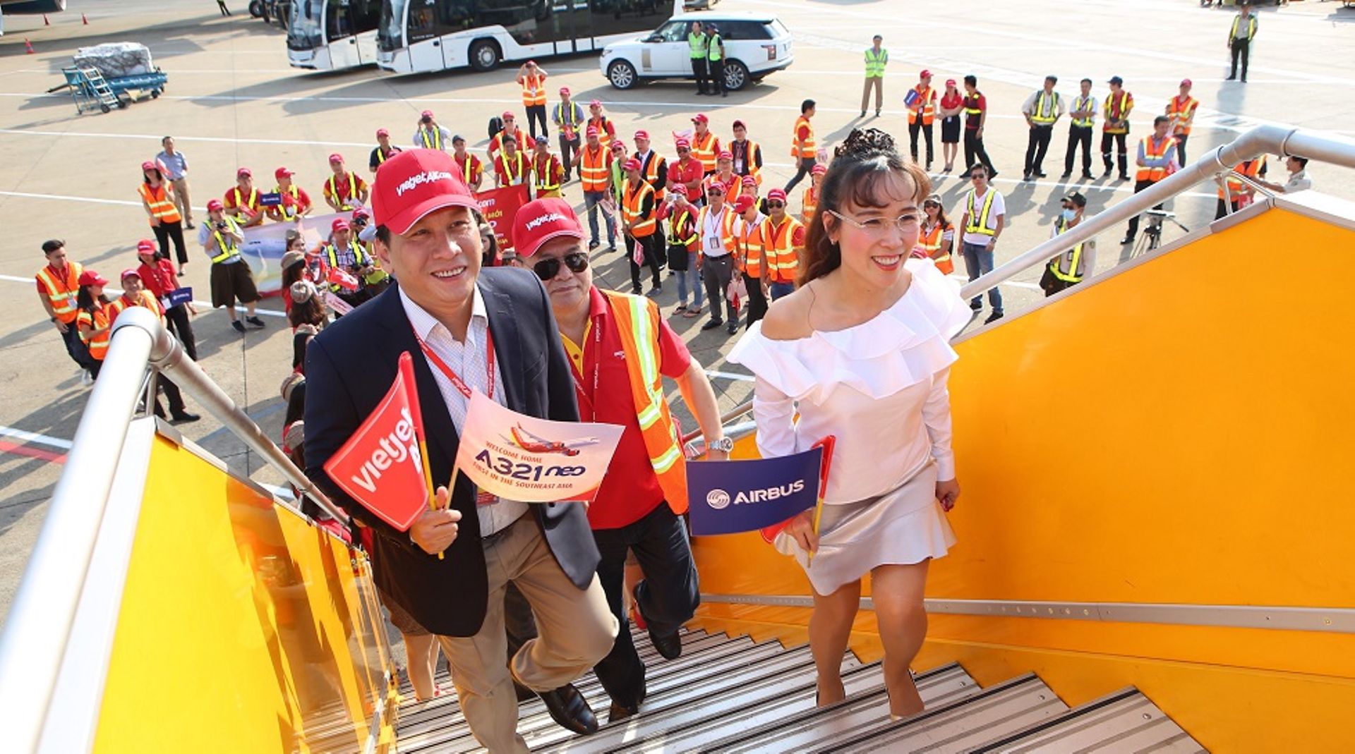 Vietjet co-founder, Shell among those vying for PVOIL strategic stake