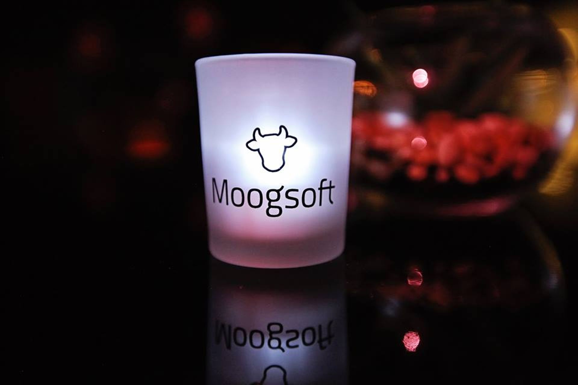 Singtel Innov8, STT back $40m Series D in AI startup Moogsoft