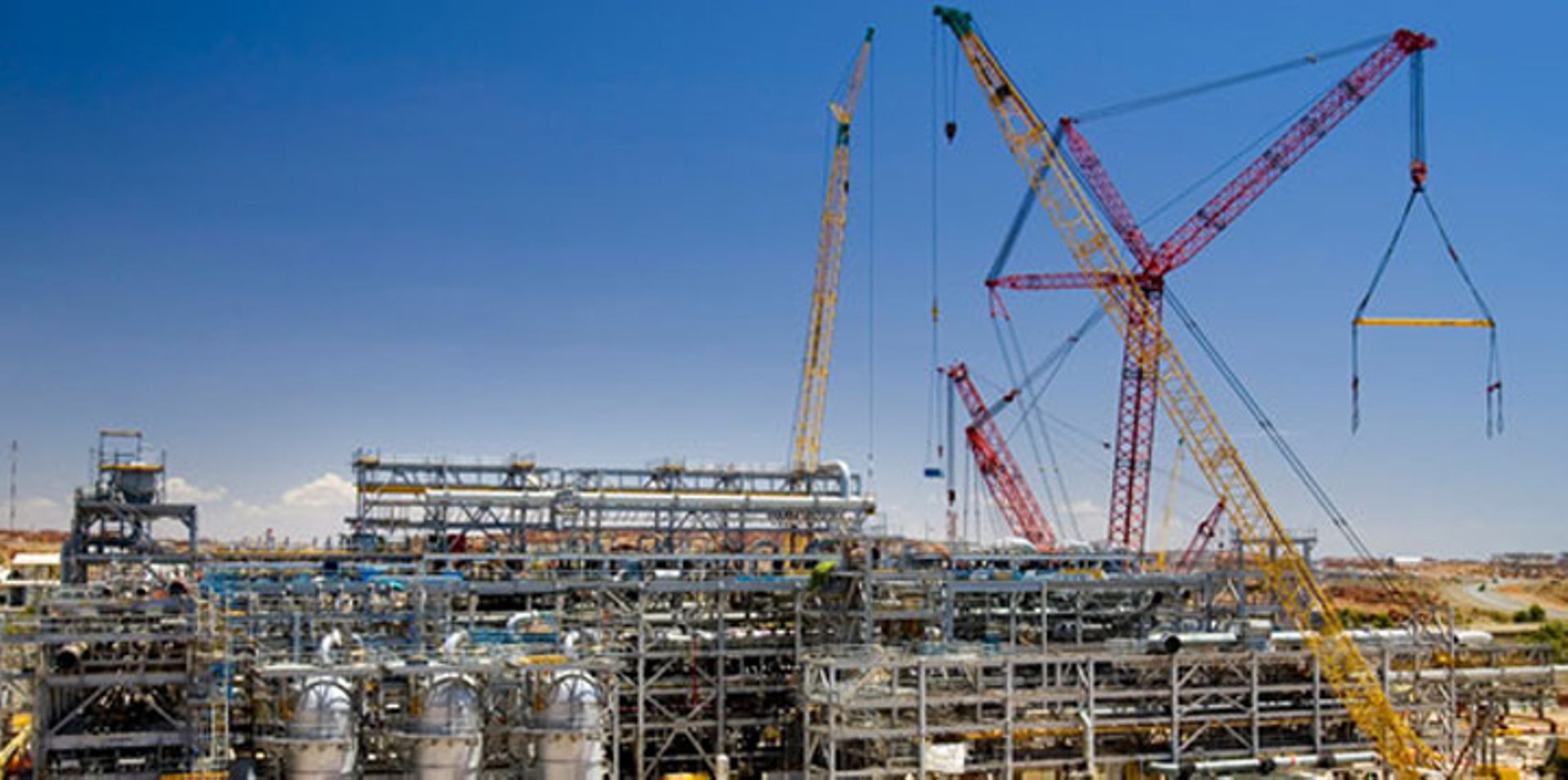Singapore crane supplier Tat Hong to delist after StanChart PE-backed takeover bid