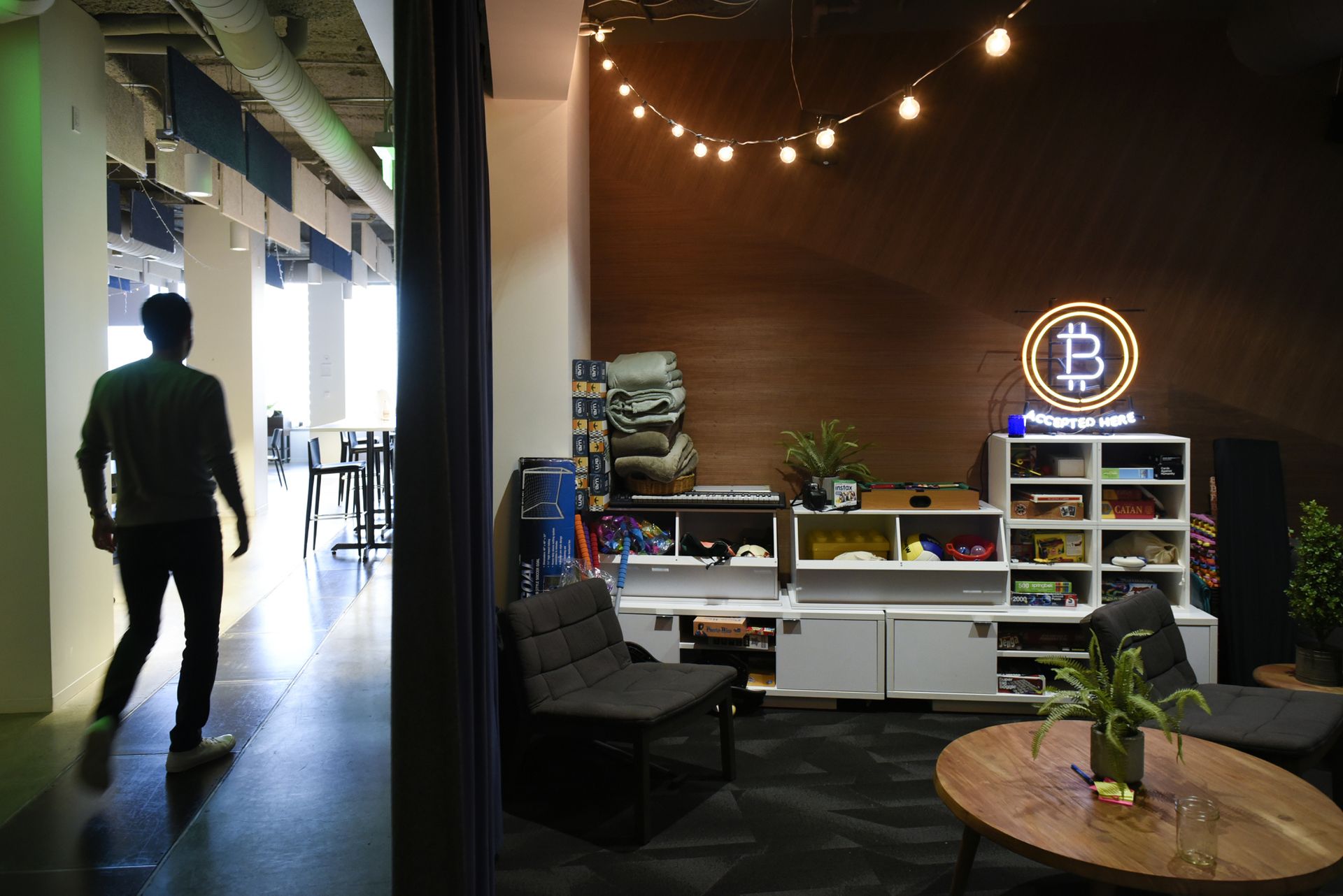 Coinbase obtains e-money license in UK with Europe expansion in mind