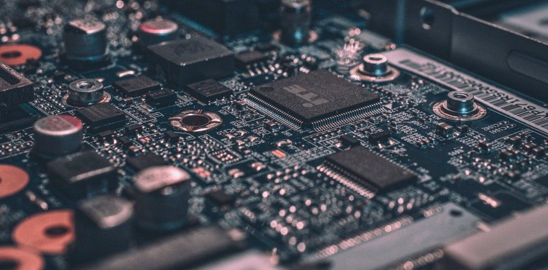 Chinese chip designer GigaDevice raises $610m from Singapore's GIC, others