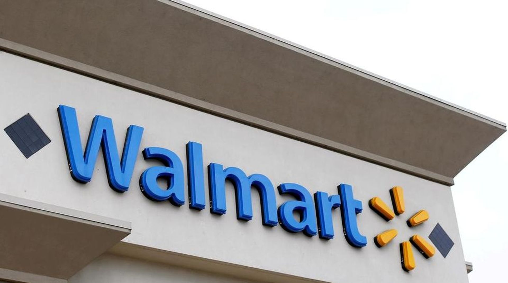 Walmart teams up with Microsoft to bid for TikTok's US operations