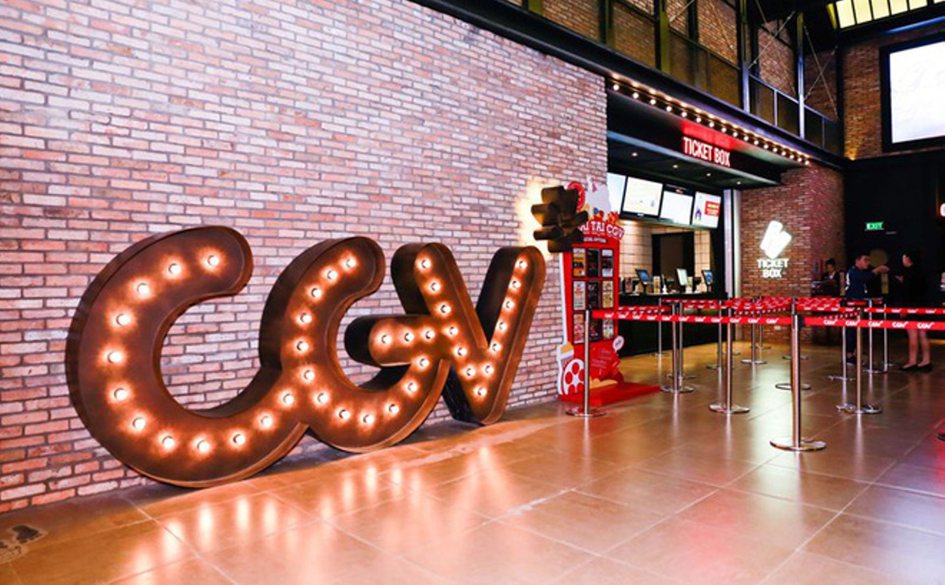 Vietnam: Nawaplastic up stake to 53% in BMP; Phuong Nam cuts holding in CGV