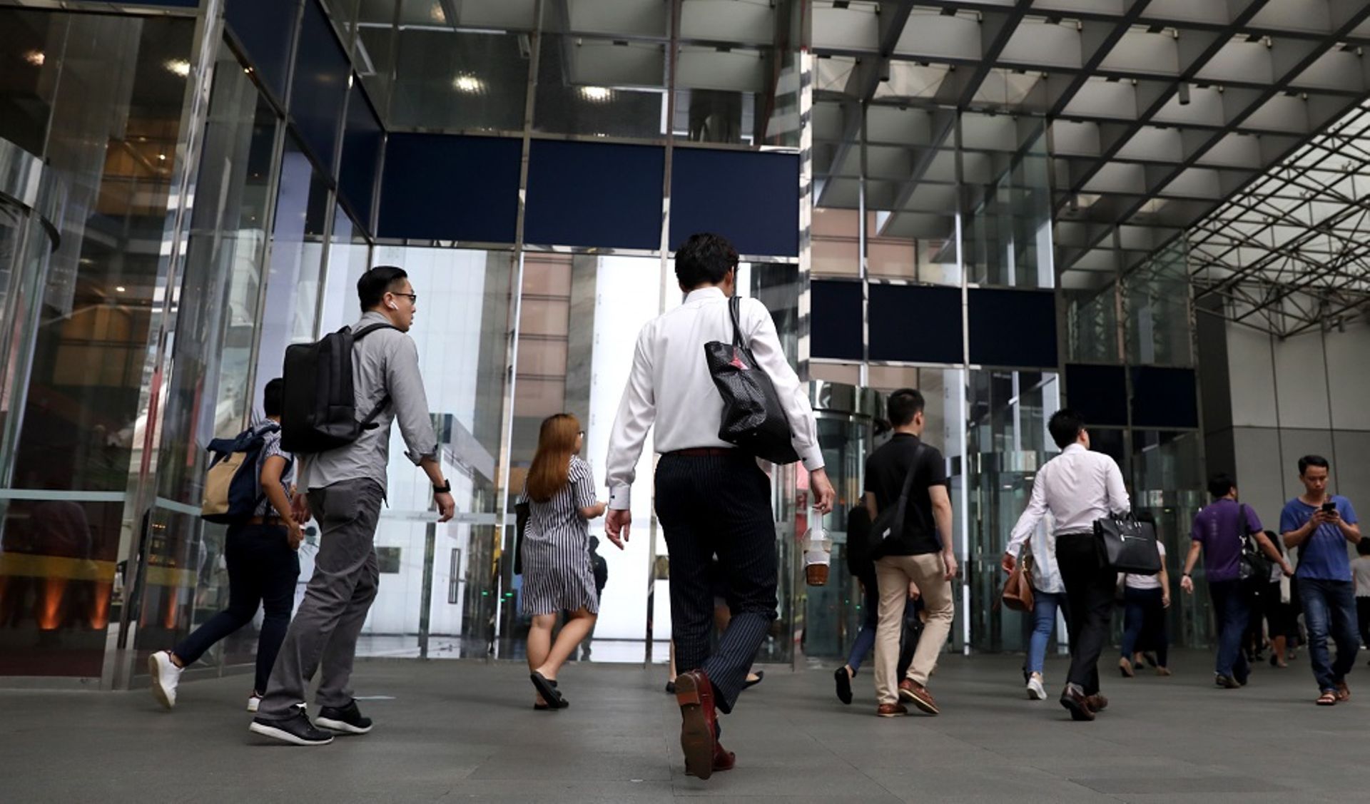 Singapore's GIC warns of global slowdown, says wary of tech valuations