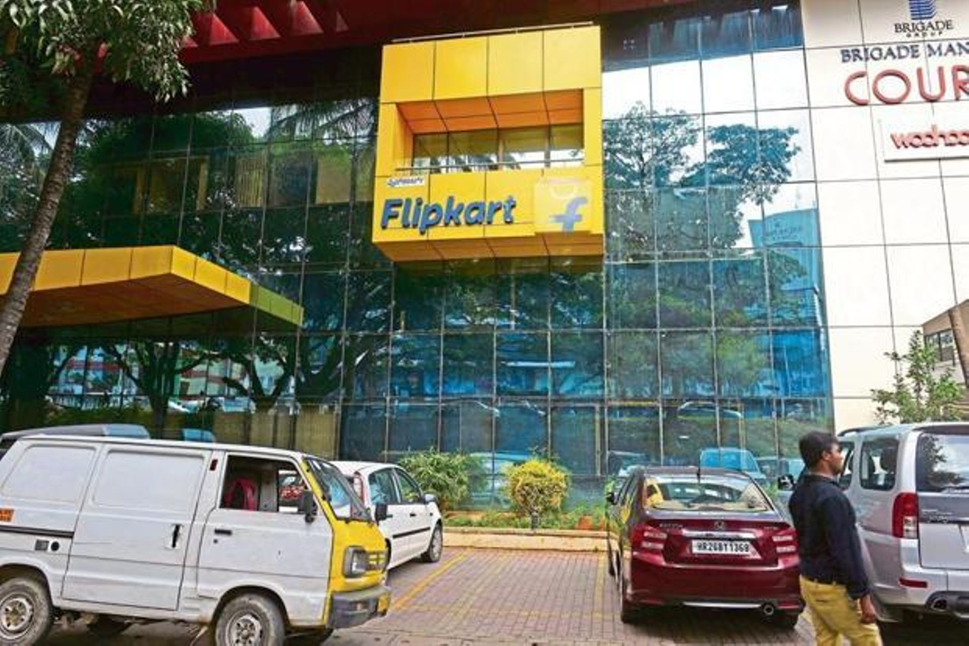 Flipkart aims to expand into new categories via SmartBuy