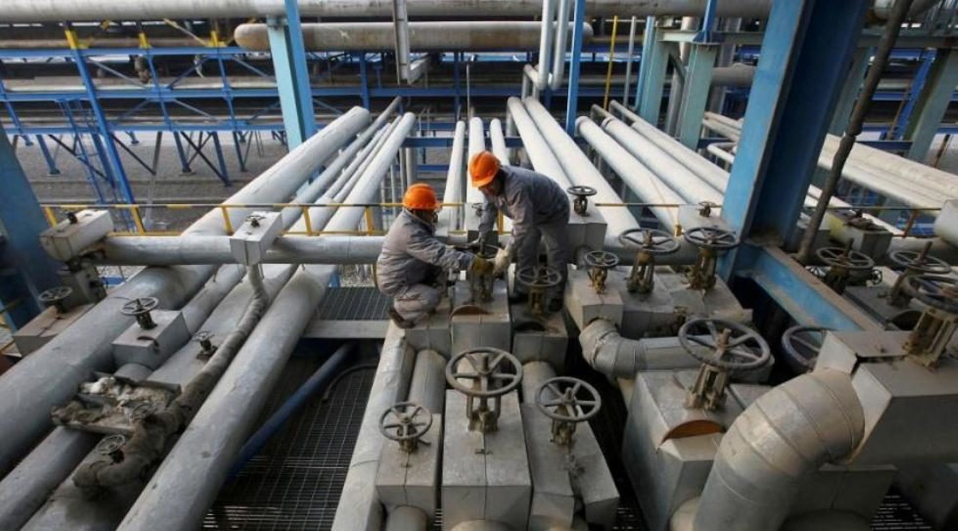 Russian petrochem major Sibur eyes Moscow IPO no earlier than 2020