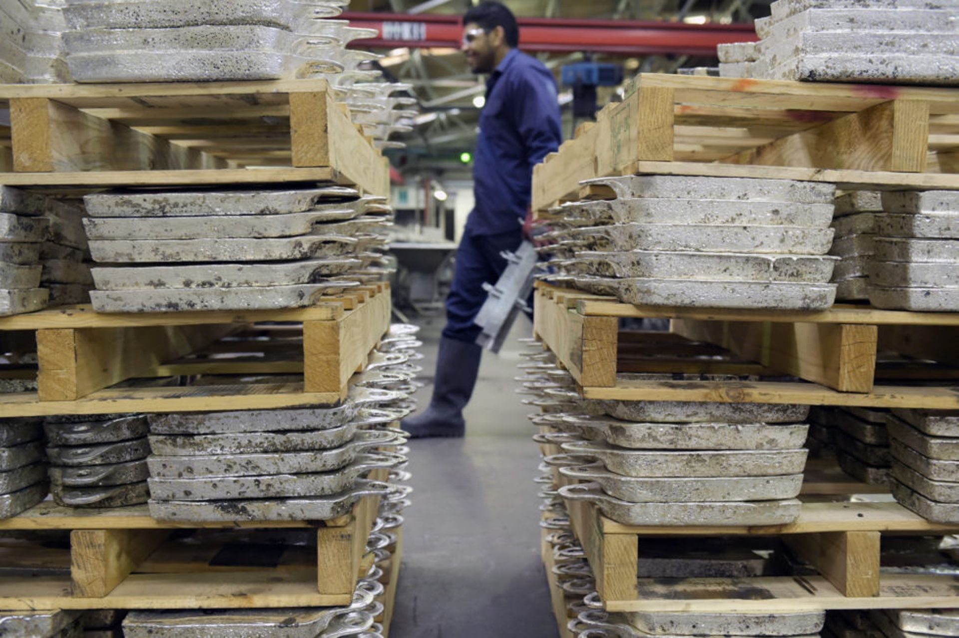 China Merchants said to consider taking majority stake in Loscam