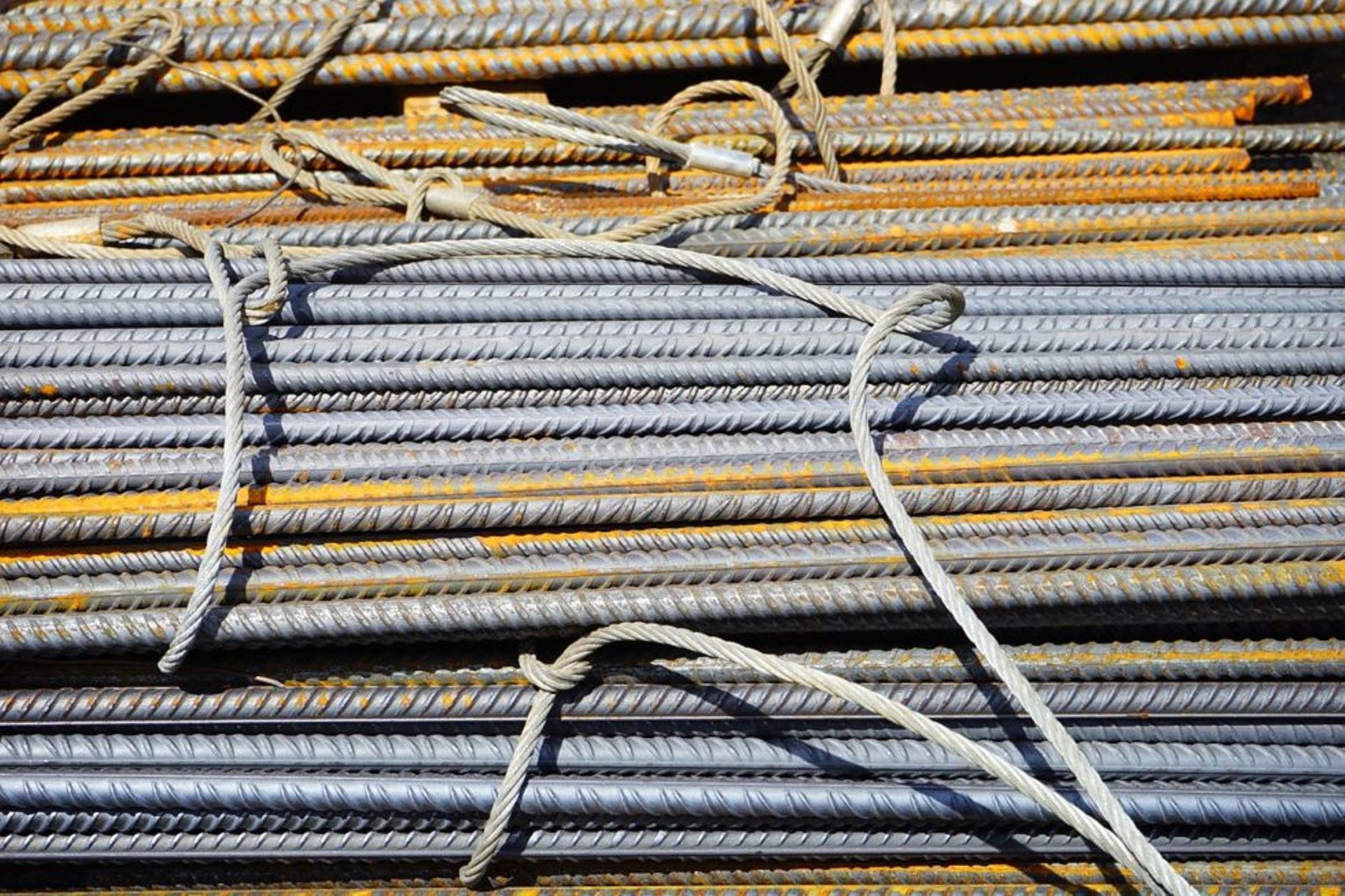 India: Numetal’s Essar Steel bid valid, Arcelor asked to clear dues