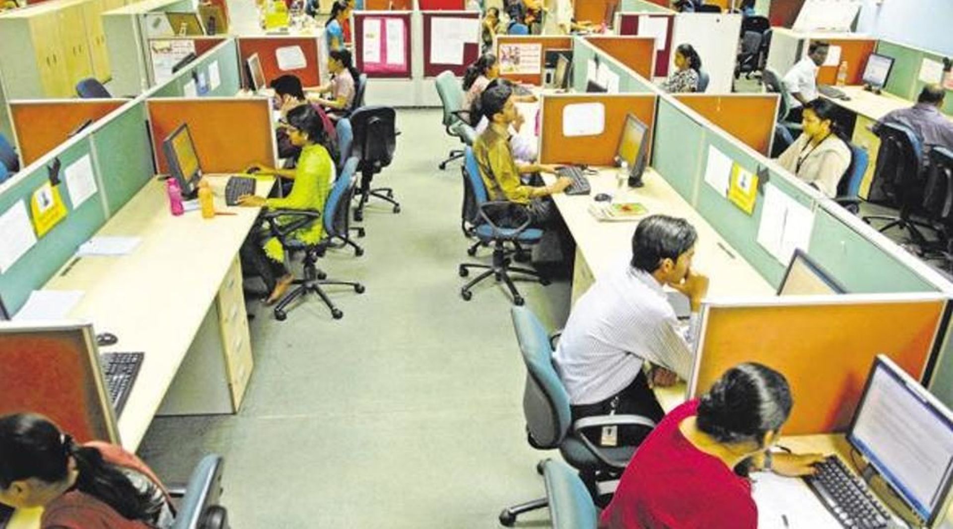 Indian startups to ramp up hiring in key tech and leadership roles