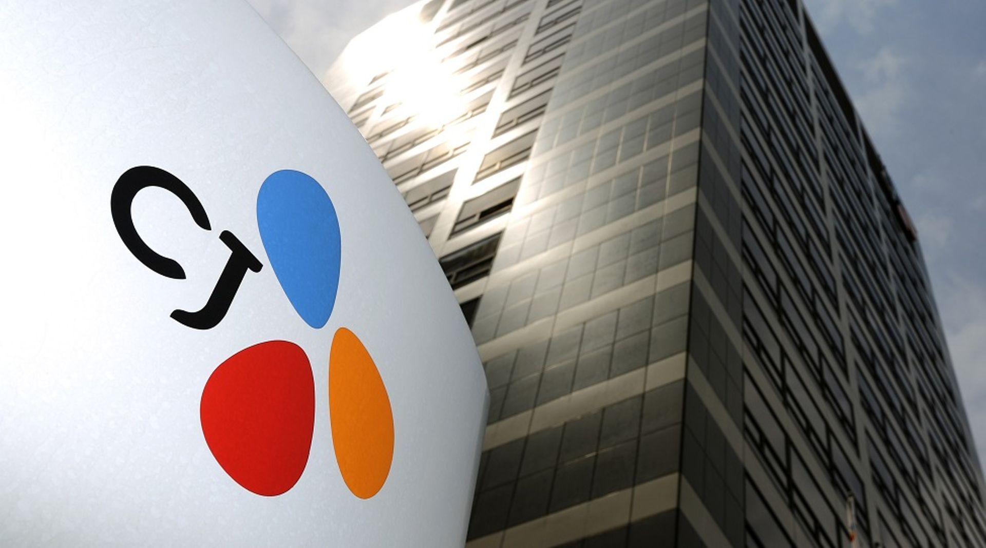 Bain Capital buys stake in Korean food giant CJ CheilJedang's US unit for $320m