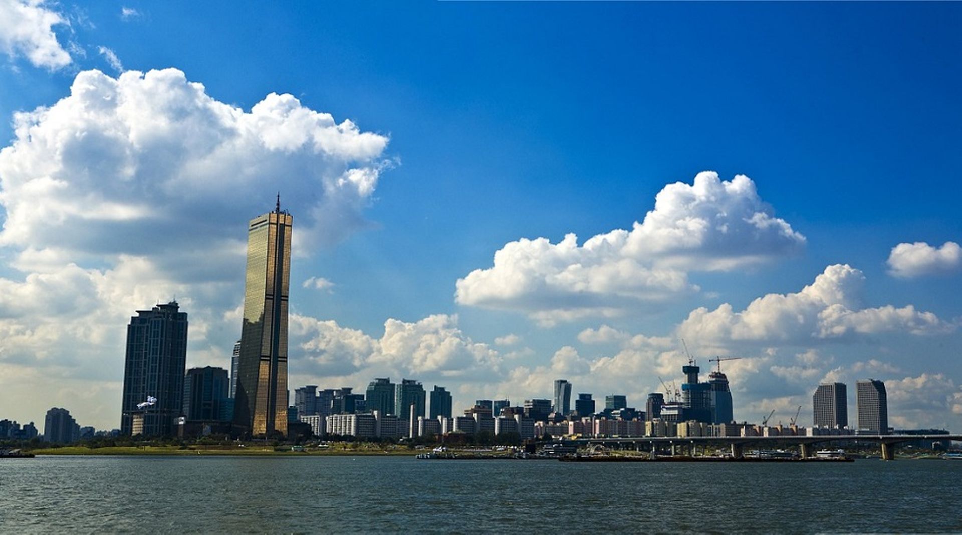 Warburg-backed ESR closes $1b Korea logistics JV with pension funds