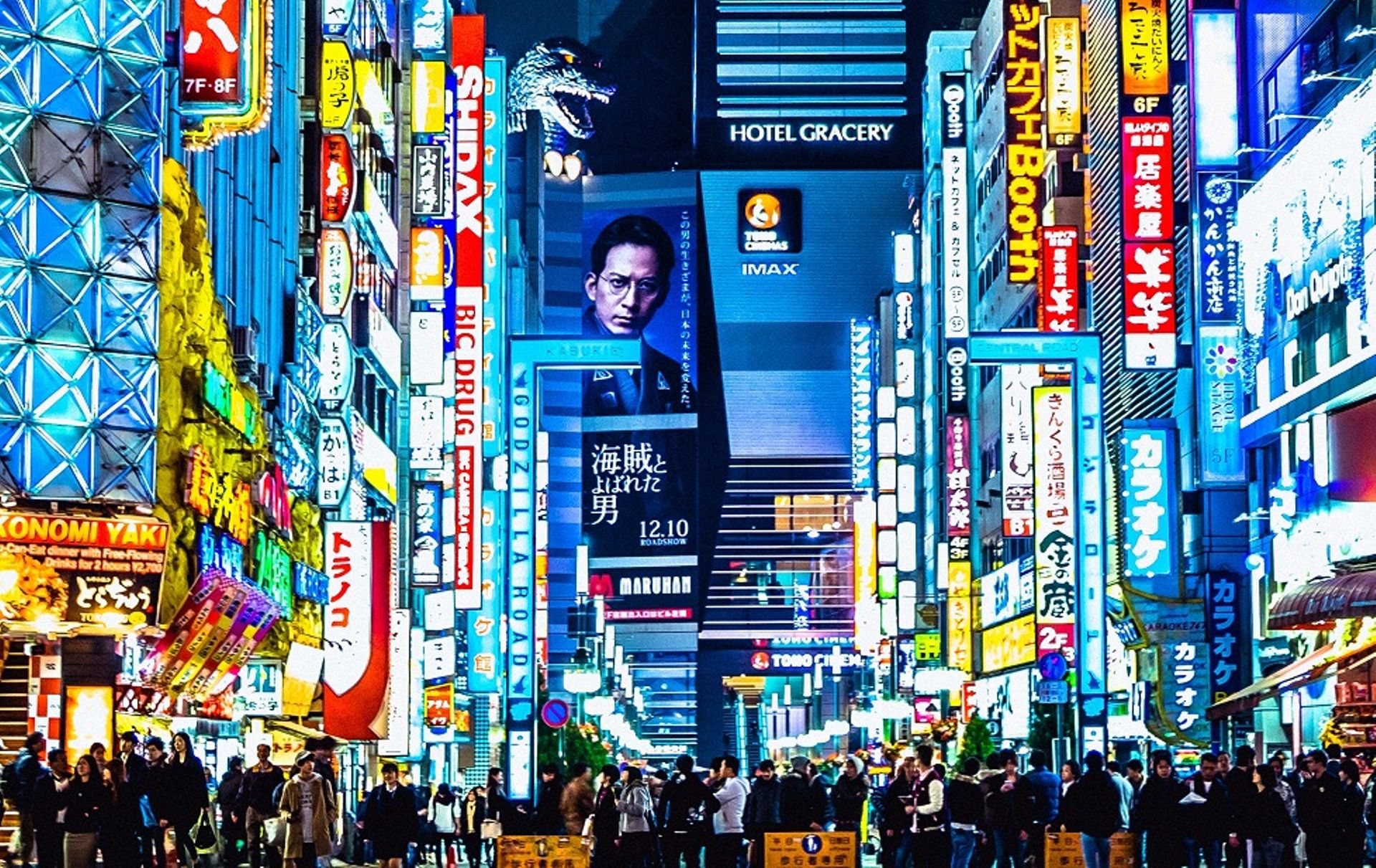 Japan's SMFG mulls acquisition of Asian banks to tap growing market