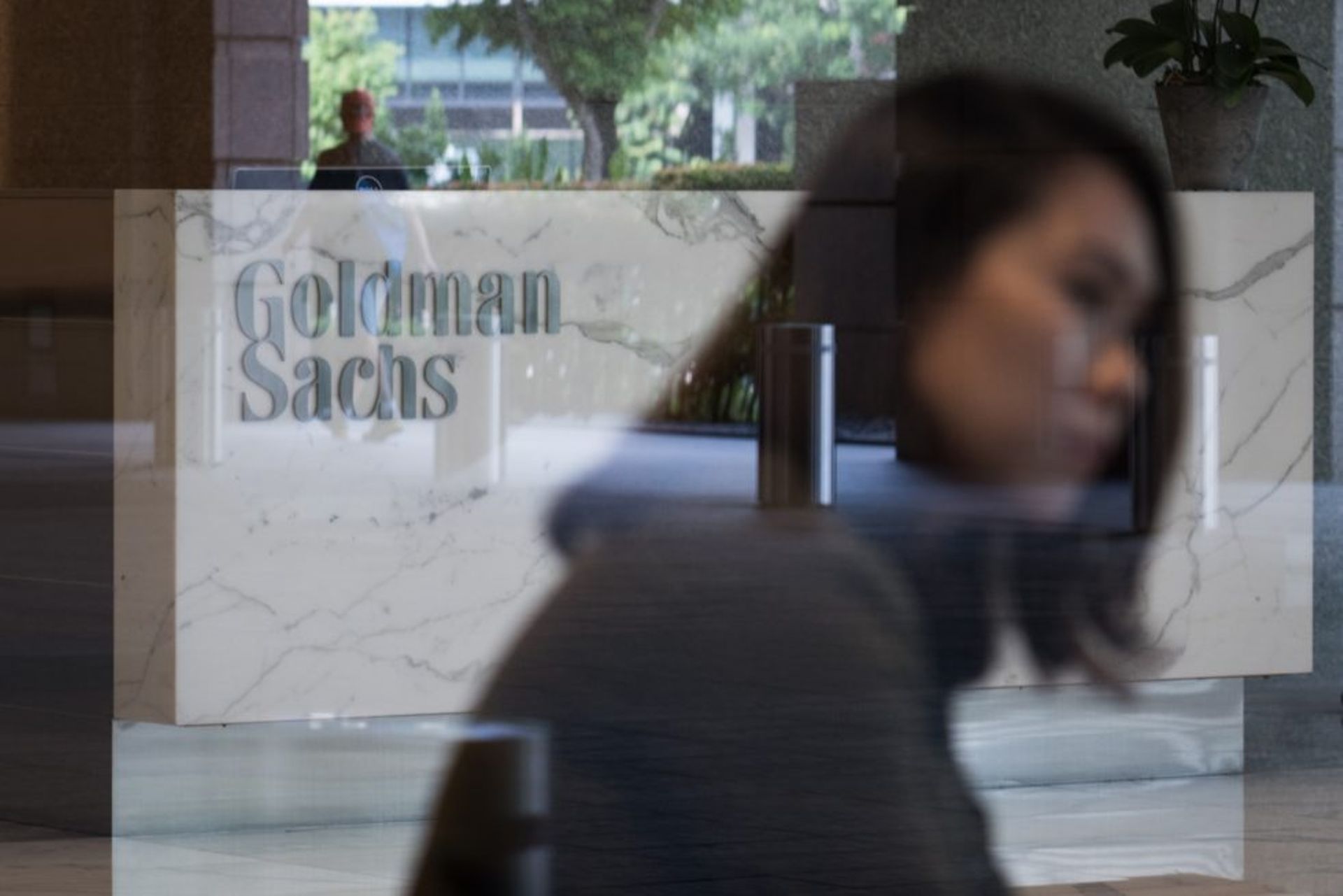 Goldman Sachs seeks approval to acquire majority stake in China banking JV