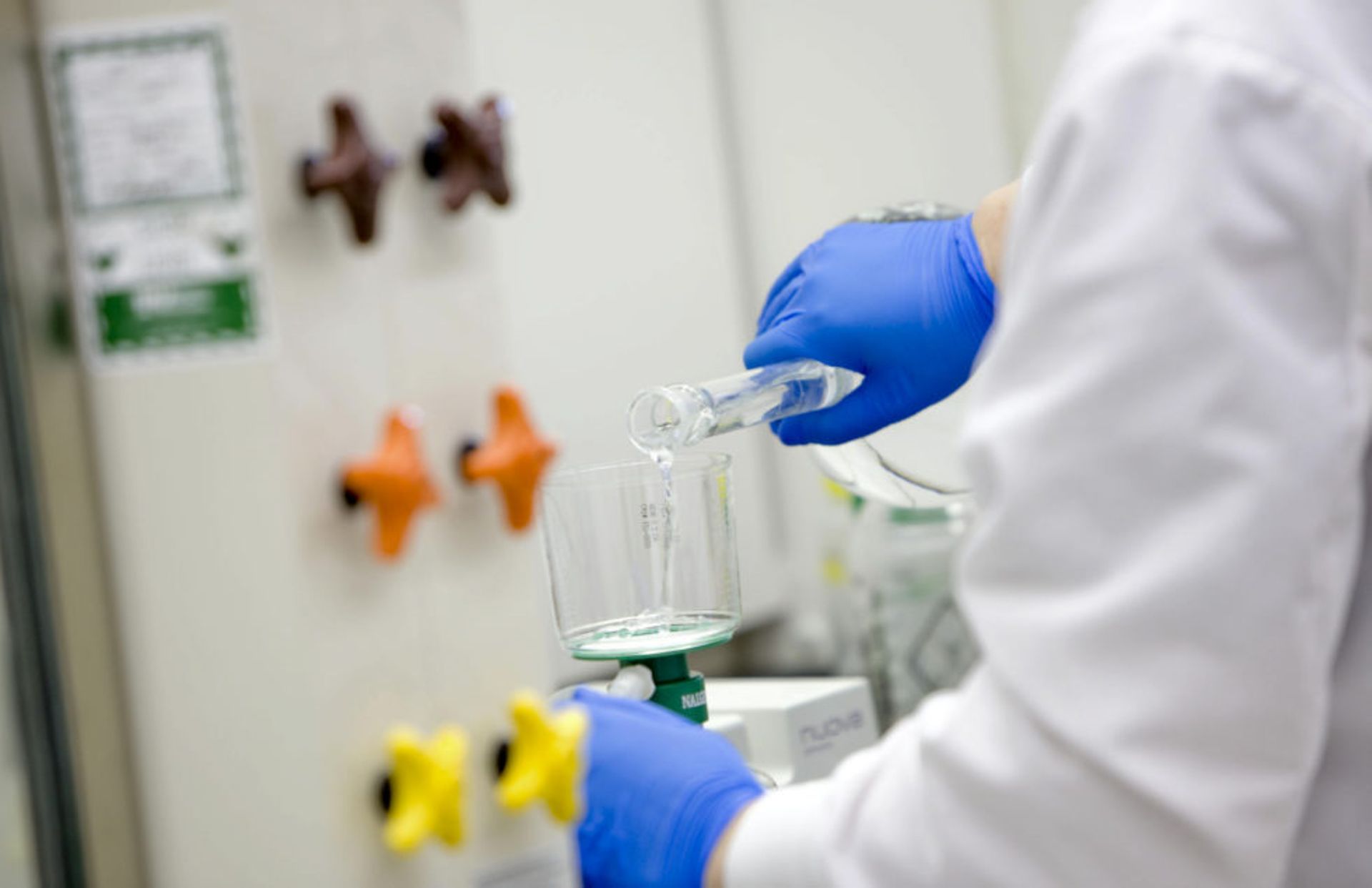 Chinese biotech firm InnoCare delays HK IPO step on virus fears