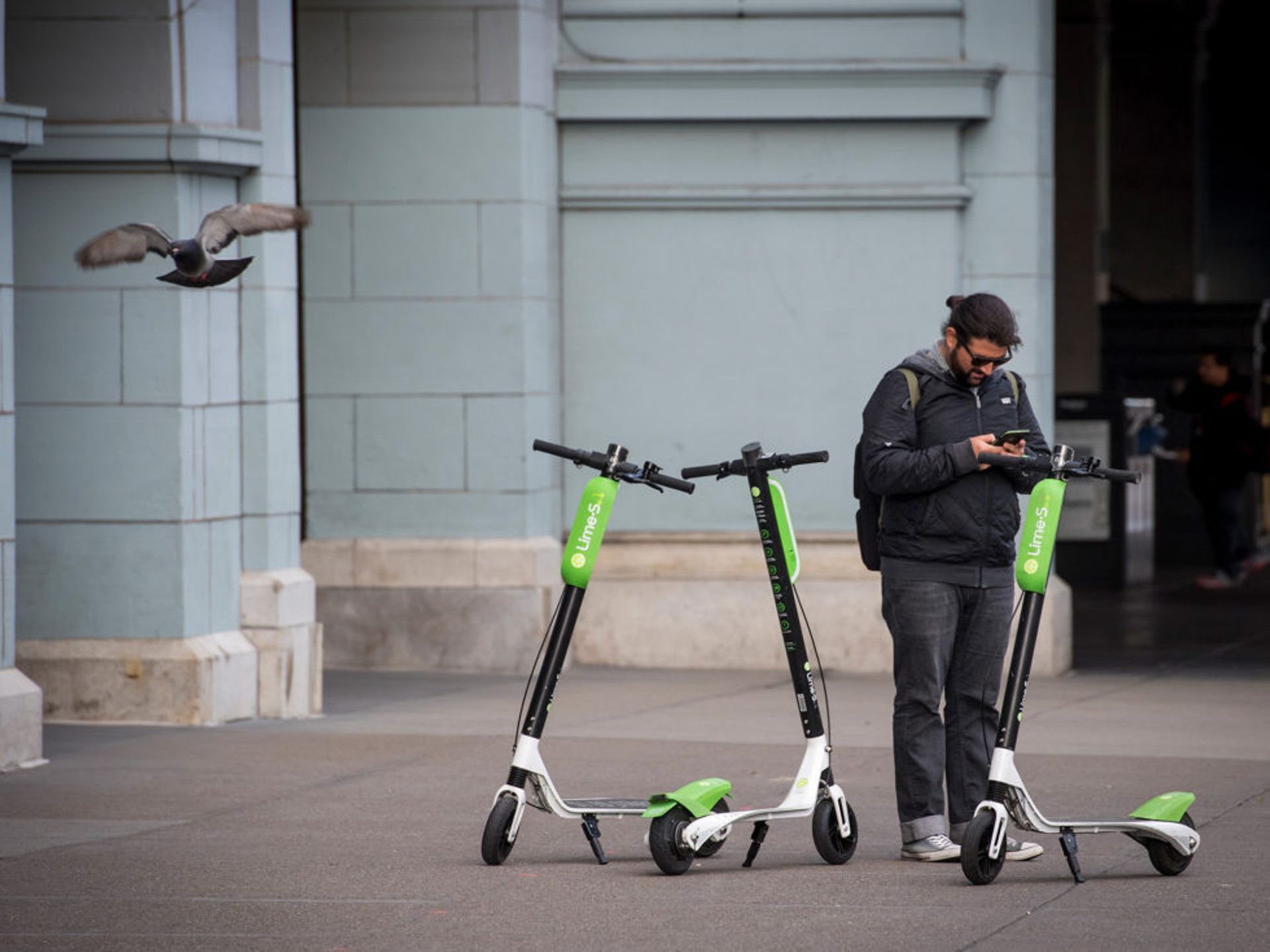 Scooter-sharing major Lime said to plan more layoffs in US