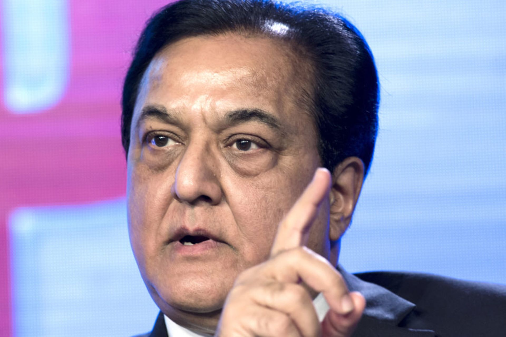 Yes Bank’s Kapoor pledges entire promoter stake as stock plunges