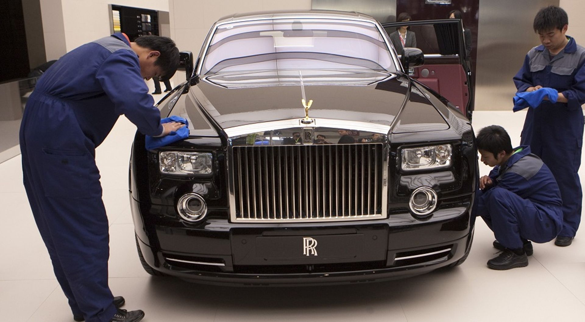 China's Dongzheng Automotive Finance seeks $428m in Hong Kong IPO