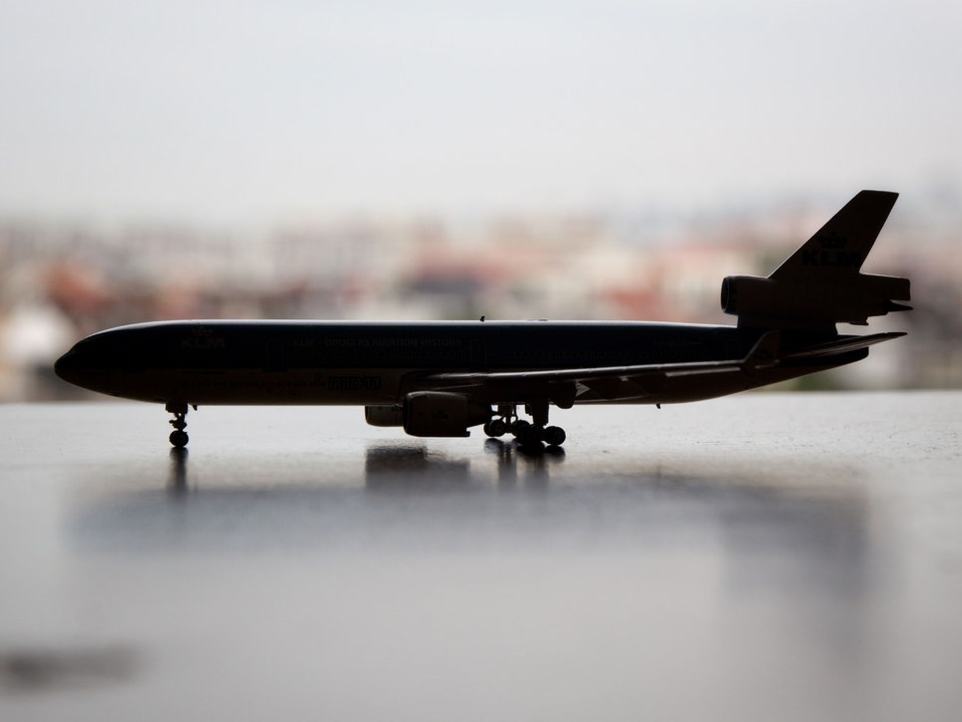 YSX-listed FMI sells aviation unit stake to SPA for $5.2m in intra-group deal