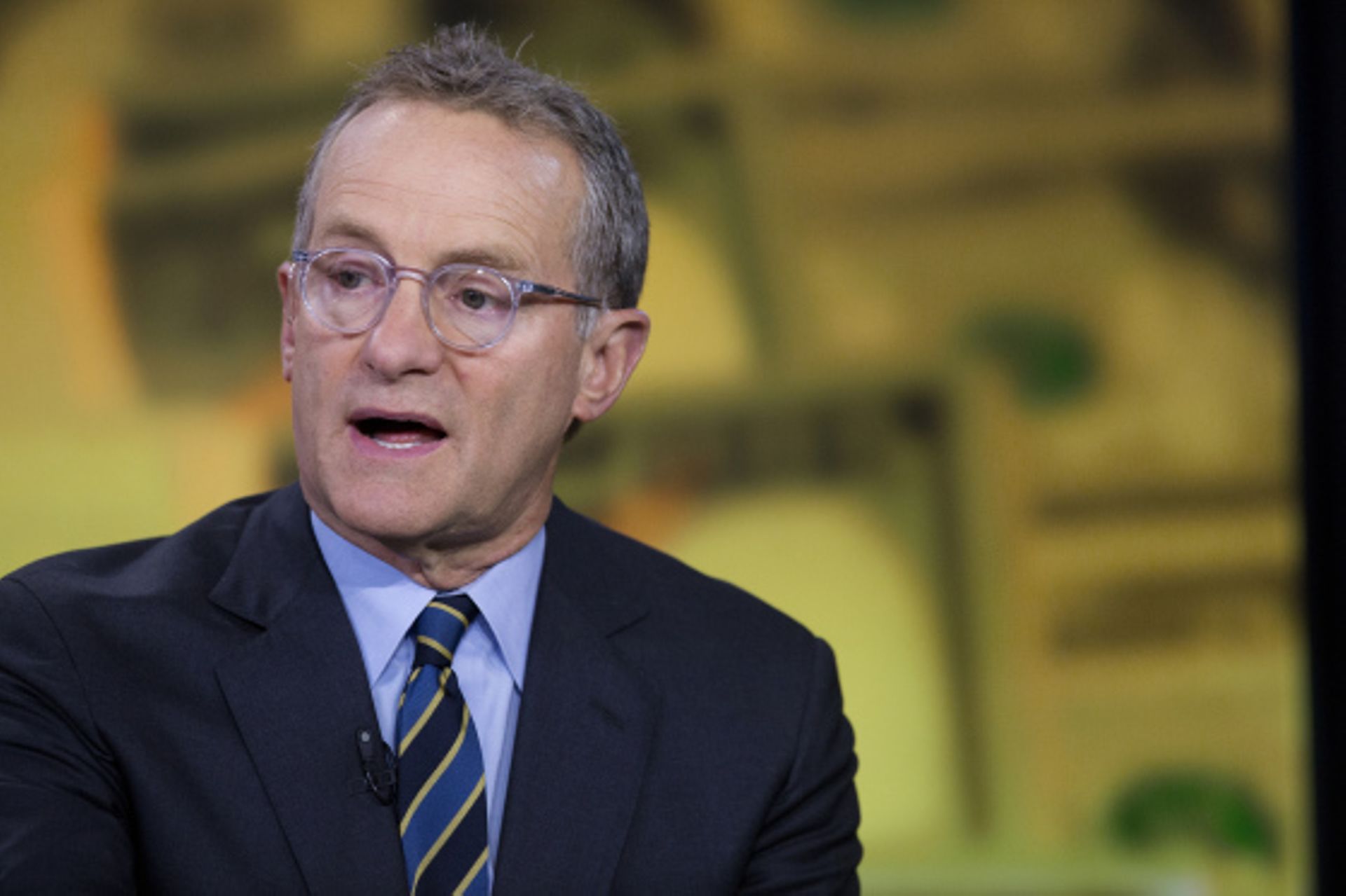 Oaktree Capital treads cautiously in buying China's NPLs