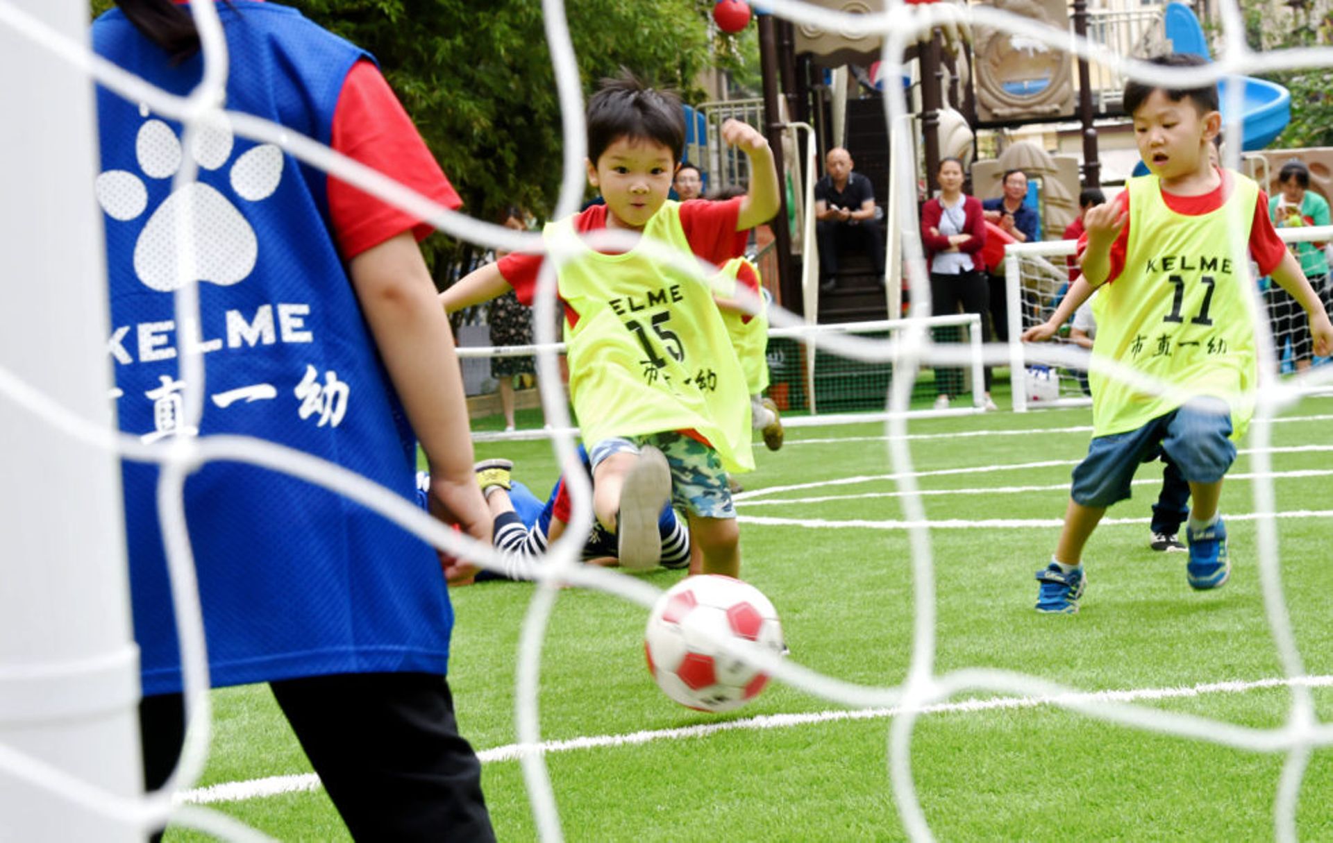 Chinese giant Dalian Wanda to invest $297m in domestic soccer