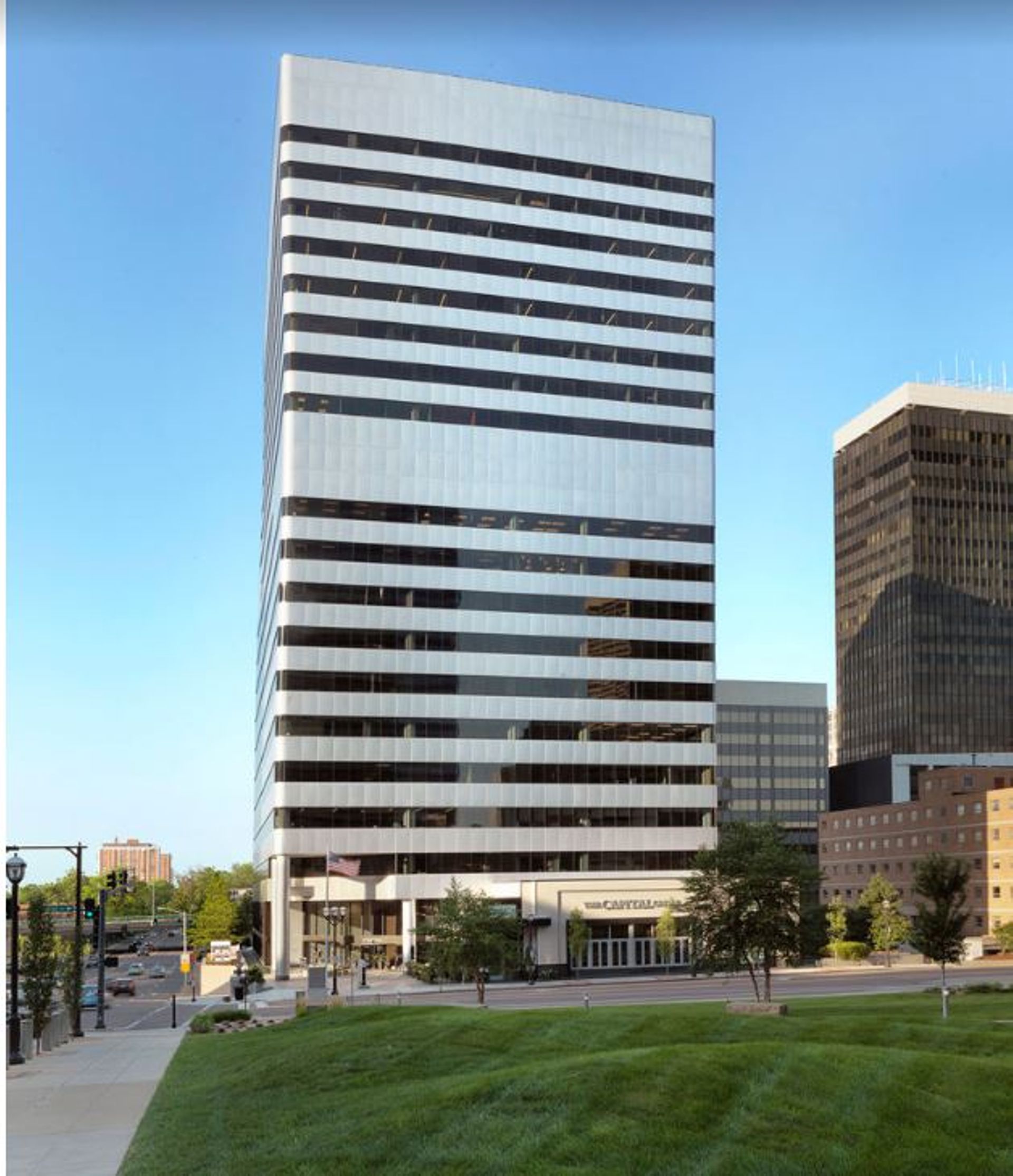 Prime US REIT raises $612m in downsized offering, makes flat listing debut