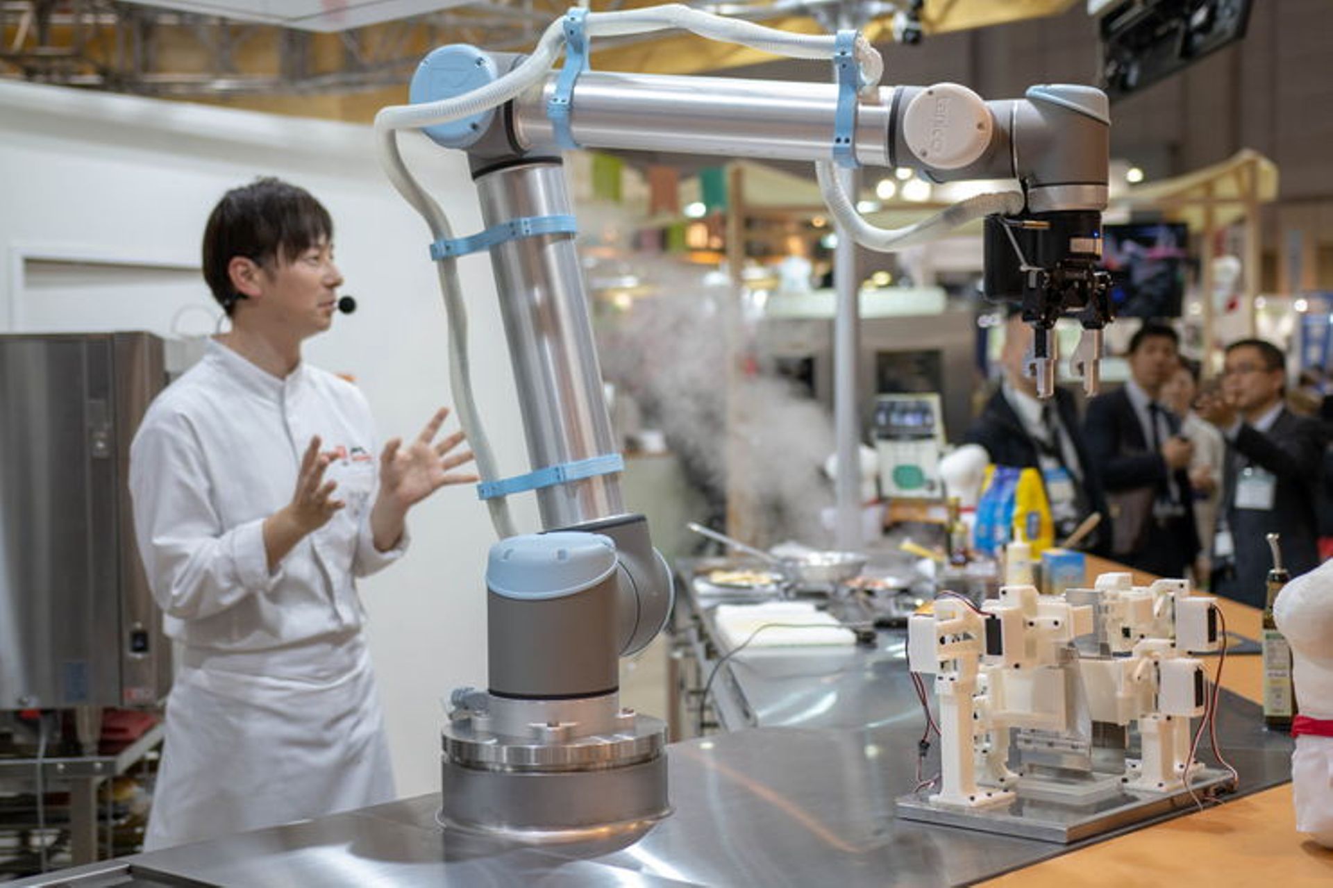 Japanese VC Global Brain invests in Connected Robotics