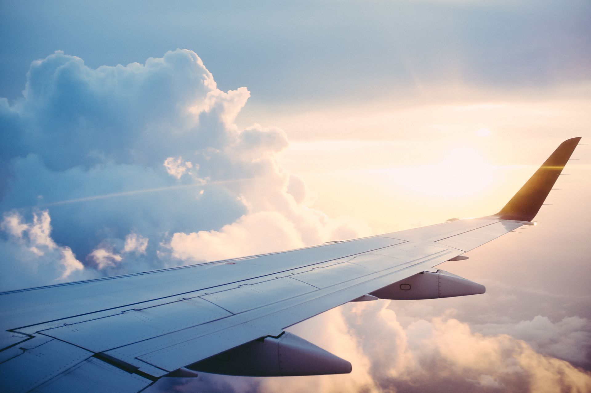 Vietnamese conglomerate Vingroup launches airline unit