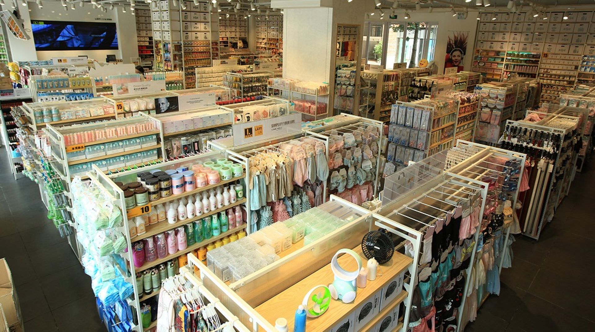 PE firm Jade Invest announces partial exit from Chinese retailer Latt Liv