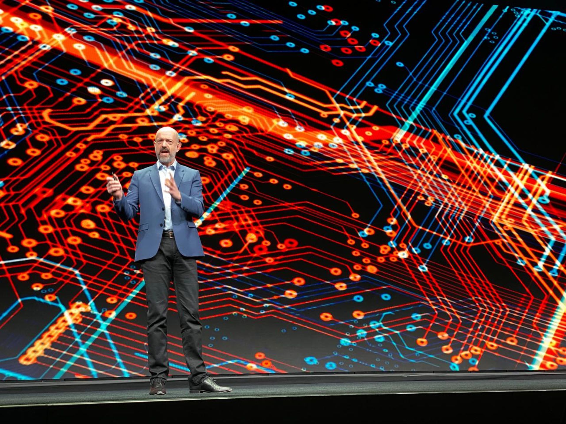 SoftBank-owned chip designer Arm Holdings sticks to 2023 relisting plan