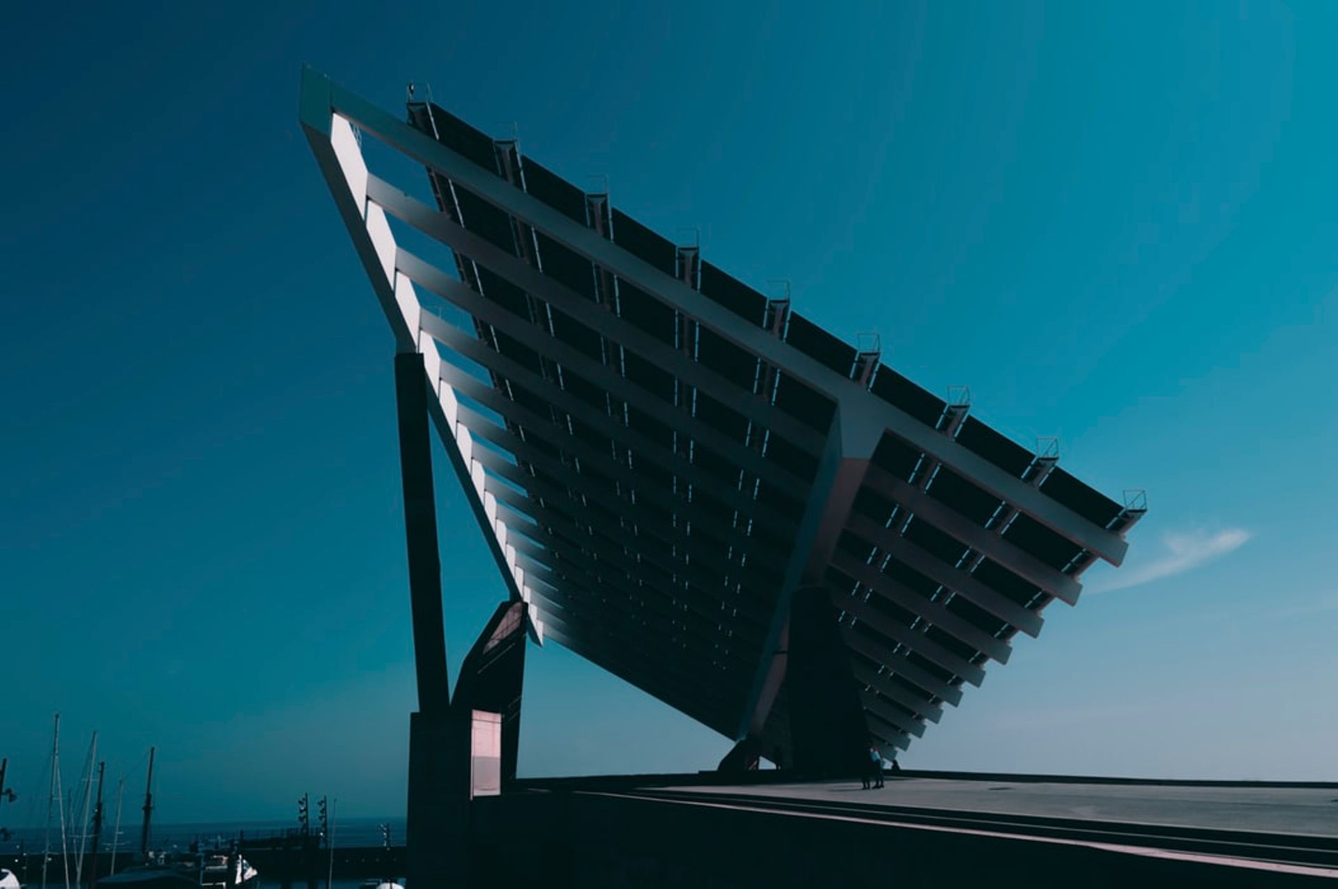 Two billionaires pour funds into Australia-to-Singapore solar supply project