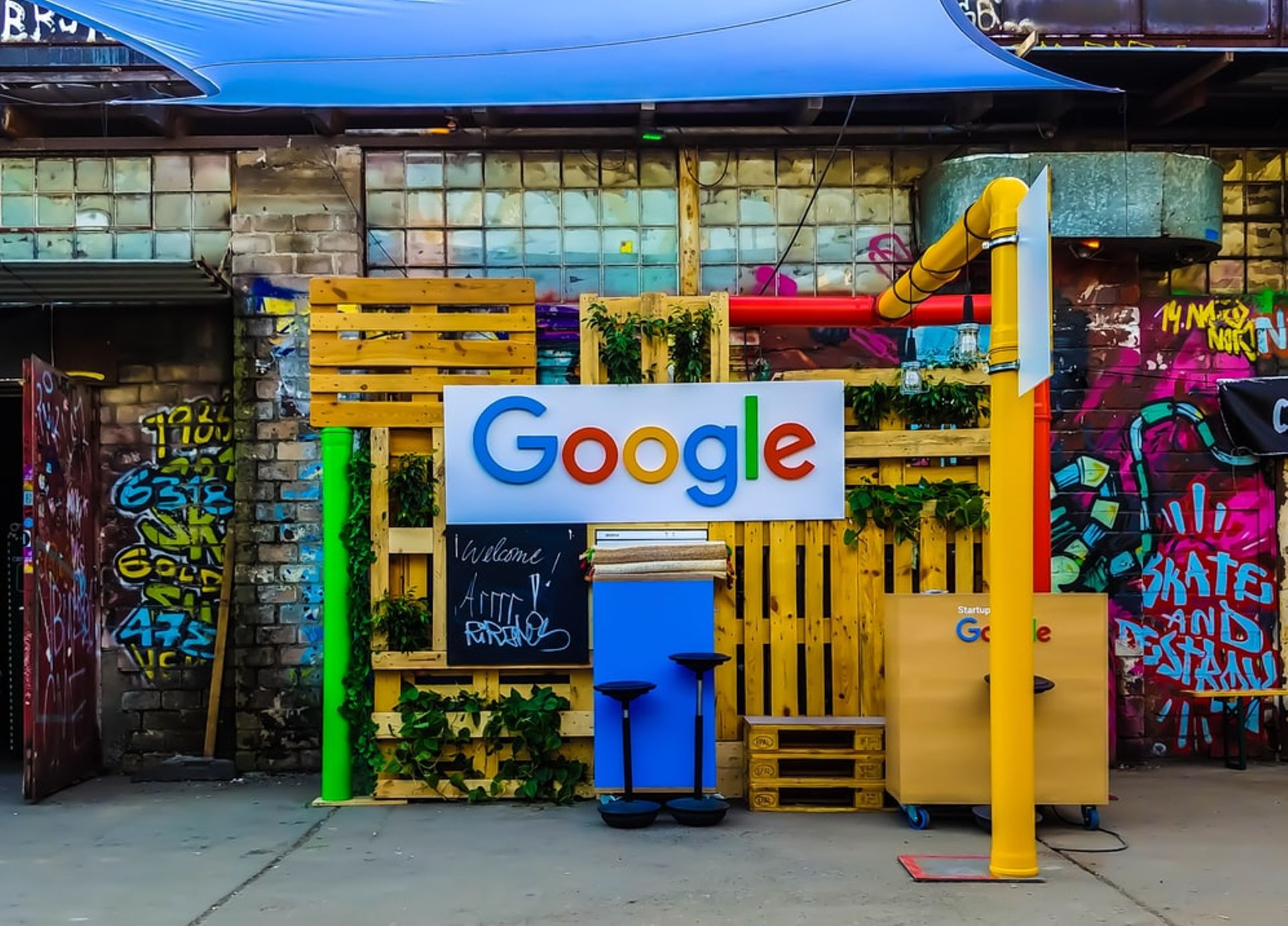 Google ties up with Citi, California credit union to offer checking accounts to users