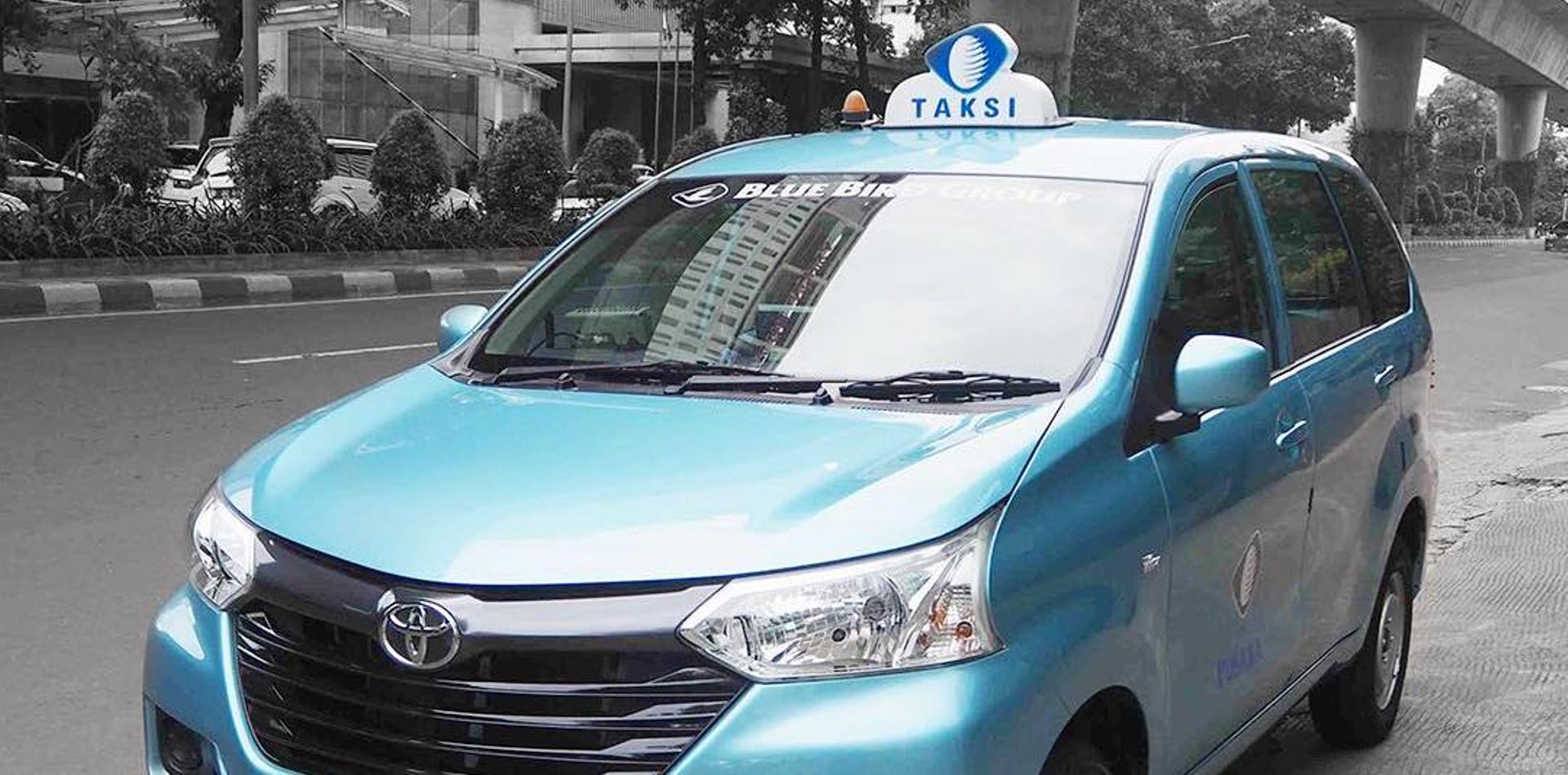 Indonesian taxi operator Blue Bird weighs minority stake sale