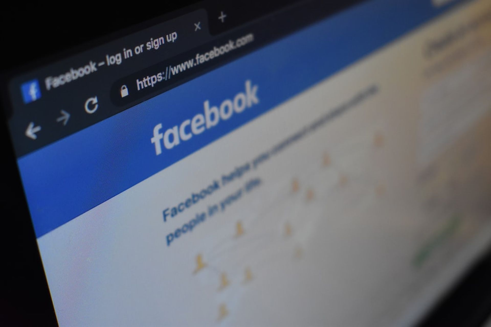 Facebook ropes in Robert Kimmitt as lead independent director