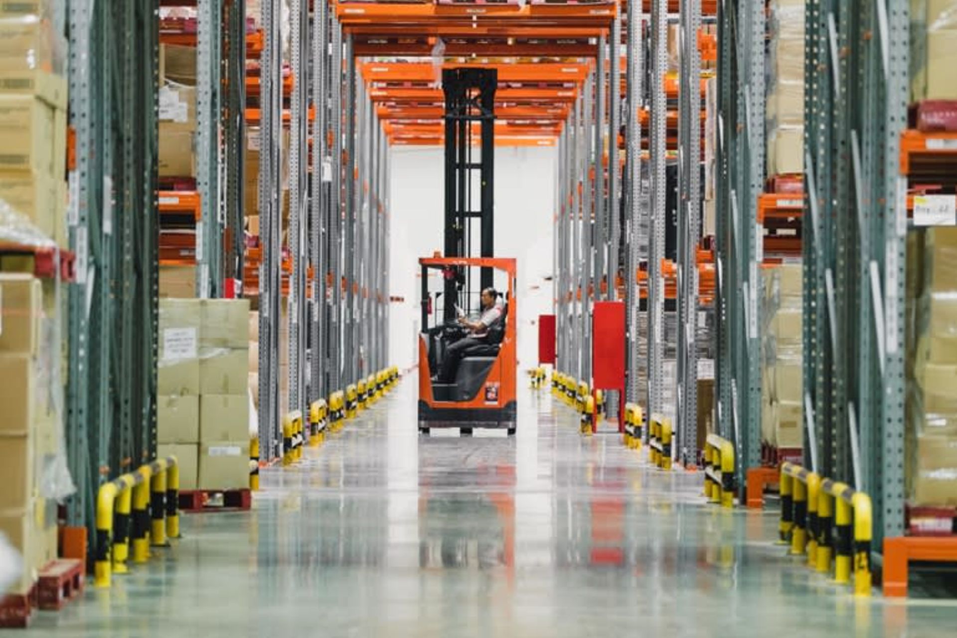 HK consumer goods supplier Li & Fung plots future as global supply chain frays