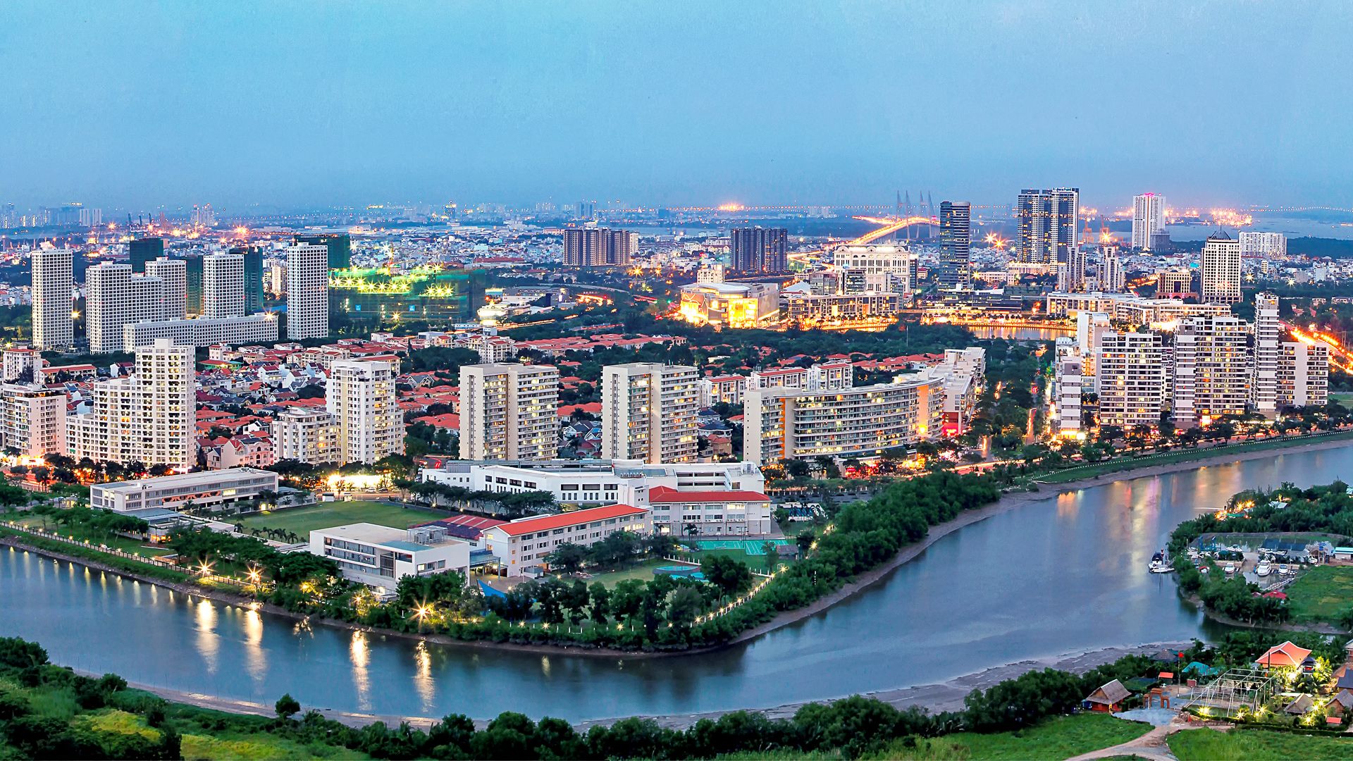 Vietnamese property firm Phu My Hung gets $75m financing from IFC