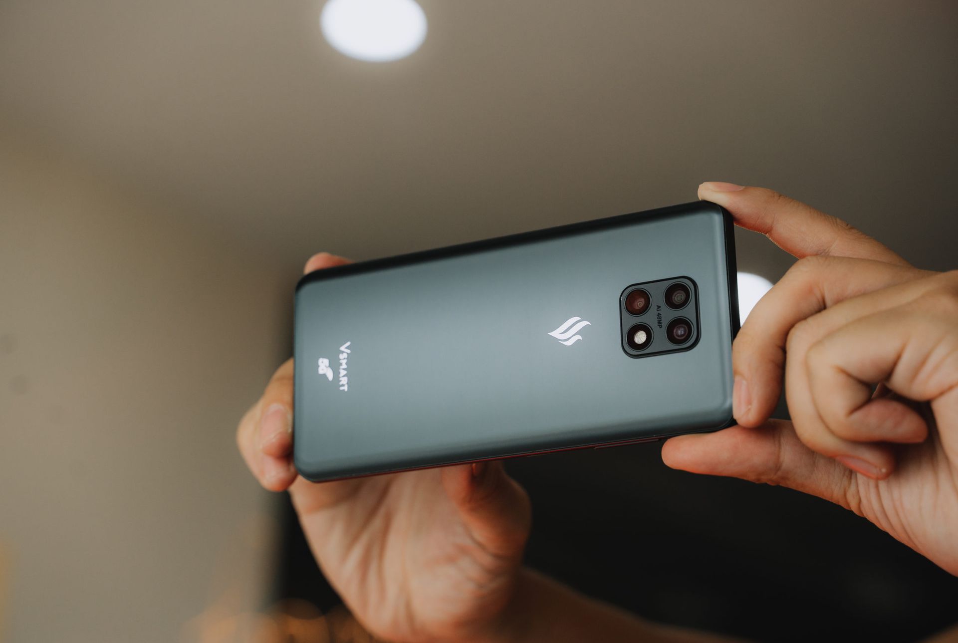 Vietnam's Vingroup eyes export of VSmart-branded 5G devices next year