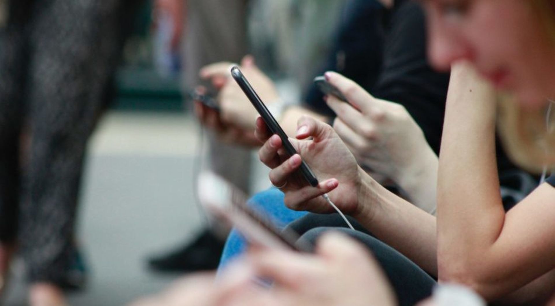 Clubhouse booms in Japan after VCs, founders gossip in its audio-only chatrooms