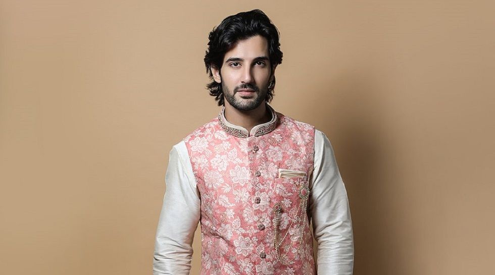 manyavar suit collection