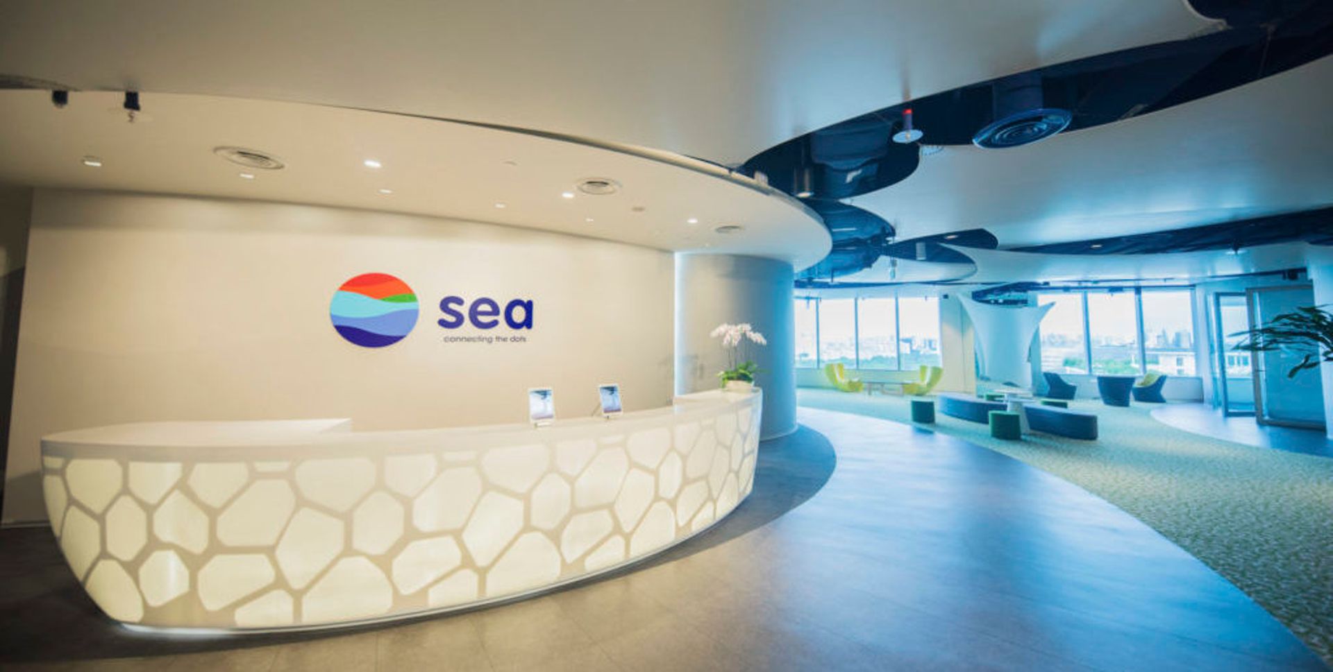 Sea beats revenue estimate but loss widens in Q1 2022