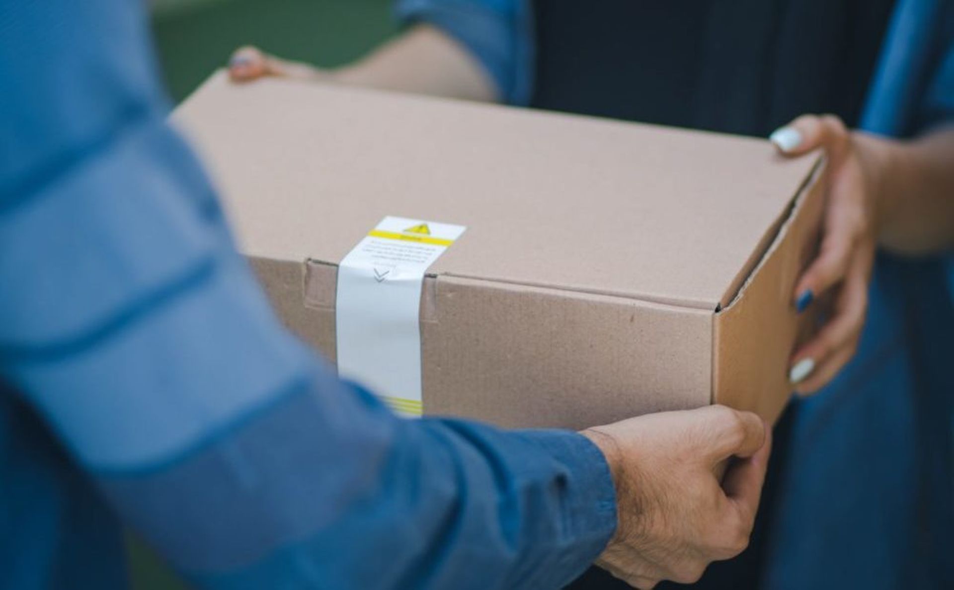 Chinese regulator to encourage pension, insurance products for delivery workers
